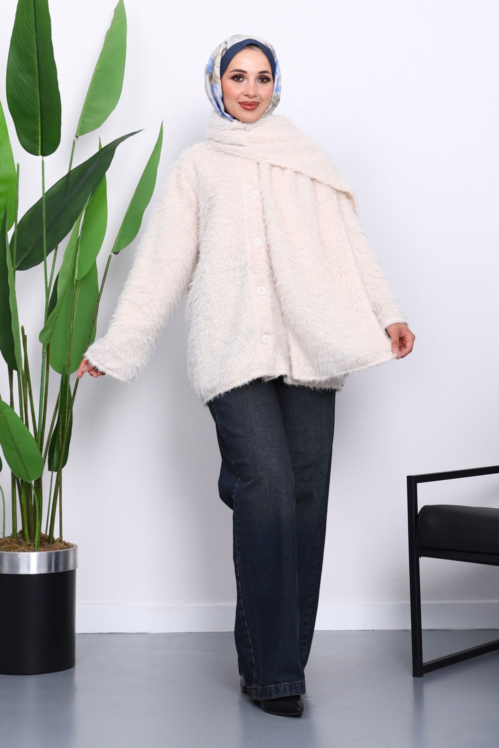 İmaj Butik Siyah Atkılı Detaylı Düğmeli Angora Ceket görsel 6