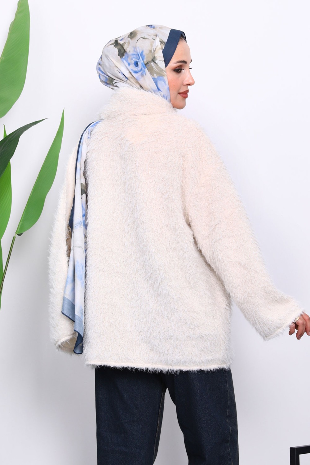 İmaj Butik Siyah Atkılı Detaylı Düğmeli Angora Ceket görsel 8