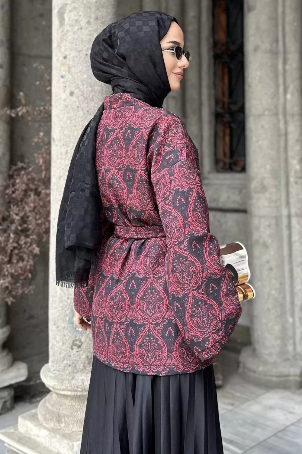 Julude Kuşaklı Etnik Desen Kapitoneli Tesettür Ceket P-00018948 görsel 3