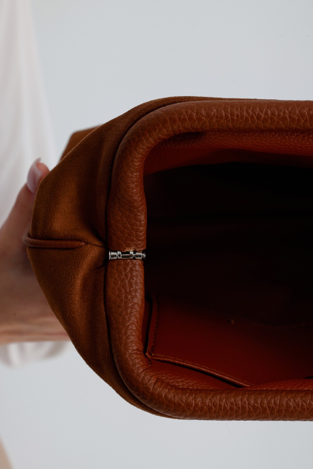 Heybes Kadın Taba Kahve Süet Clutch El Çantası görsel 5