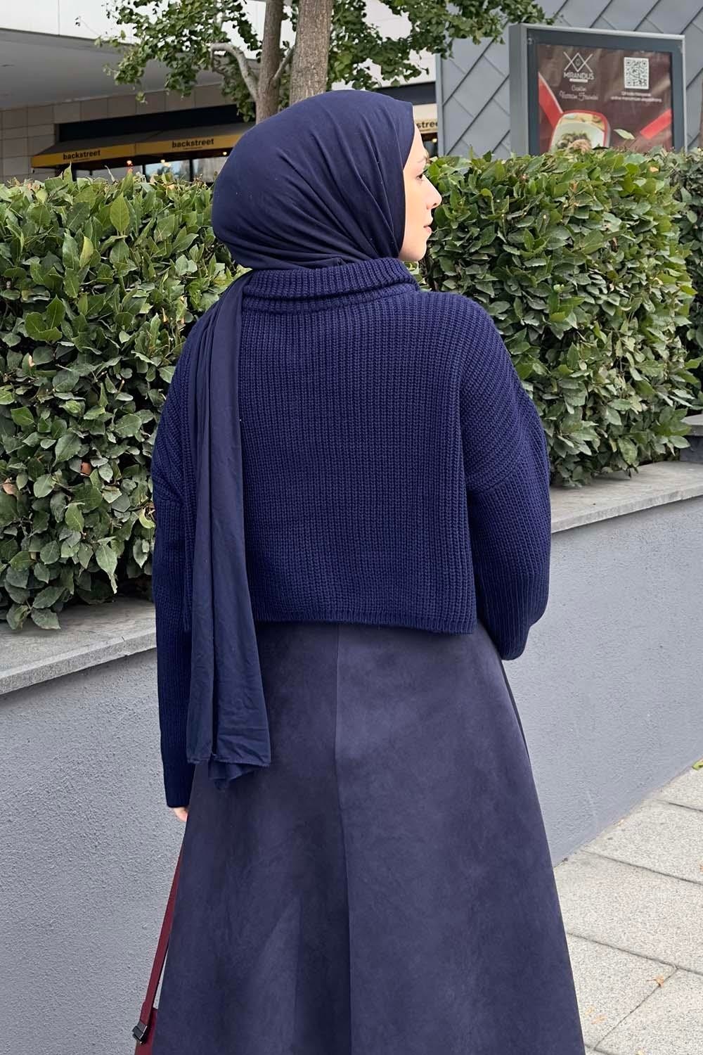Lamelif Yaka Fermuarlı Crop Triko Kazak Lacivert görsel 8