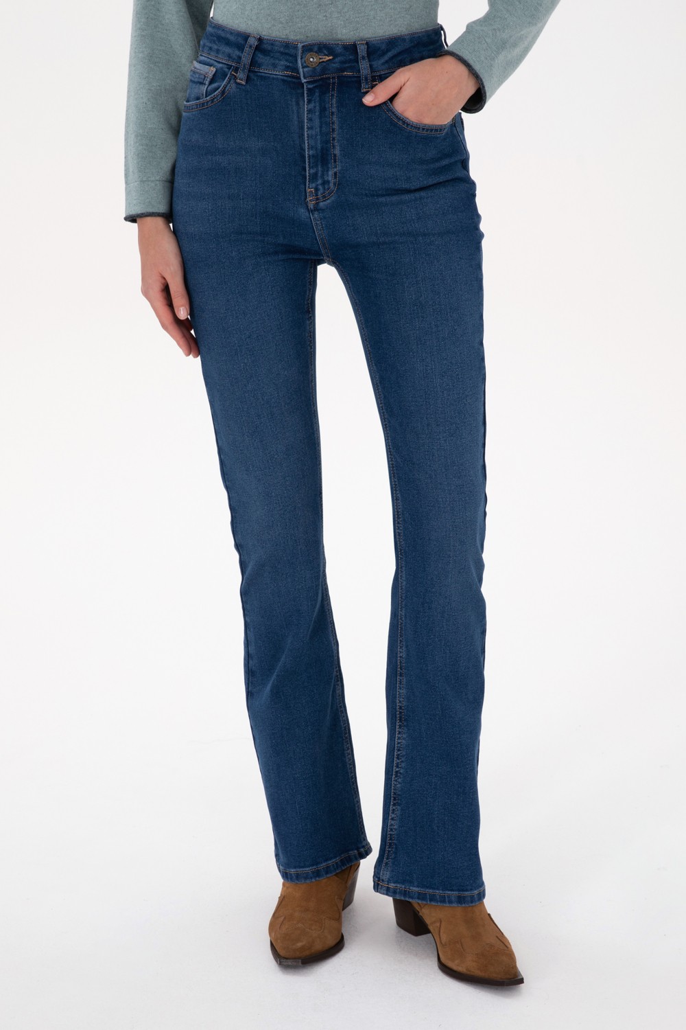 U.S. Polo Assn. Kadın Mavi Slim Flare Fit Jean Pantolon 50316550-DN0022 görsel 2