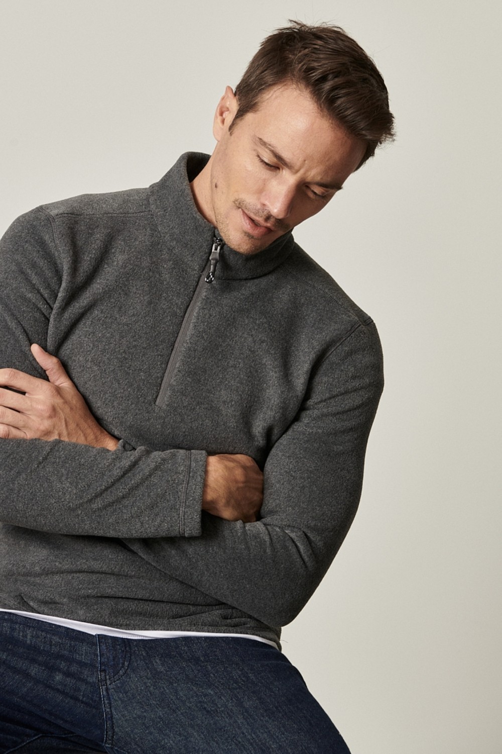 Altınyıldız Classics Erkek Siyah Anti-pilling Tüylenme Yapmayan Standart Fit Dik Yaka Soğuk Geçirmez Polar Sweatshirt görsel 4