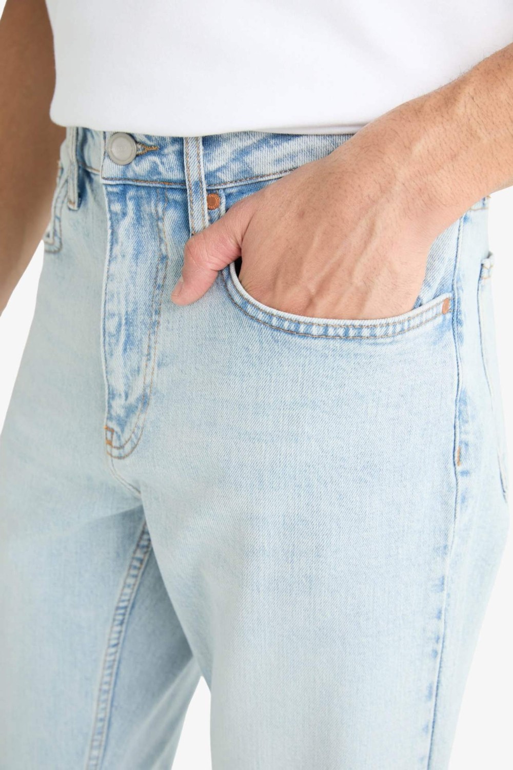 DeFacto Slim Tapered Fit Normal Bel Daralan Paça Jean Pantolon F2324AX25AU görsel 6