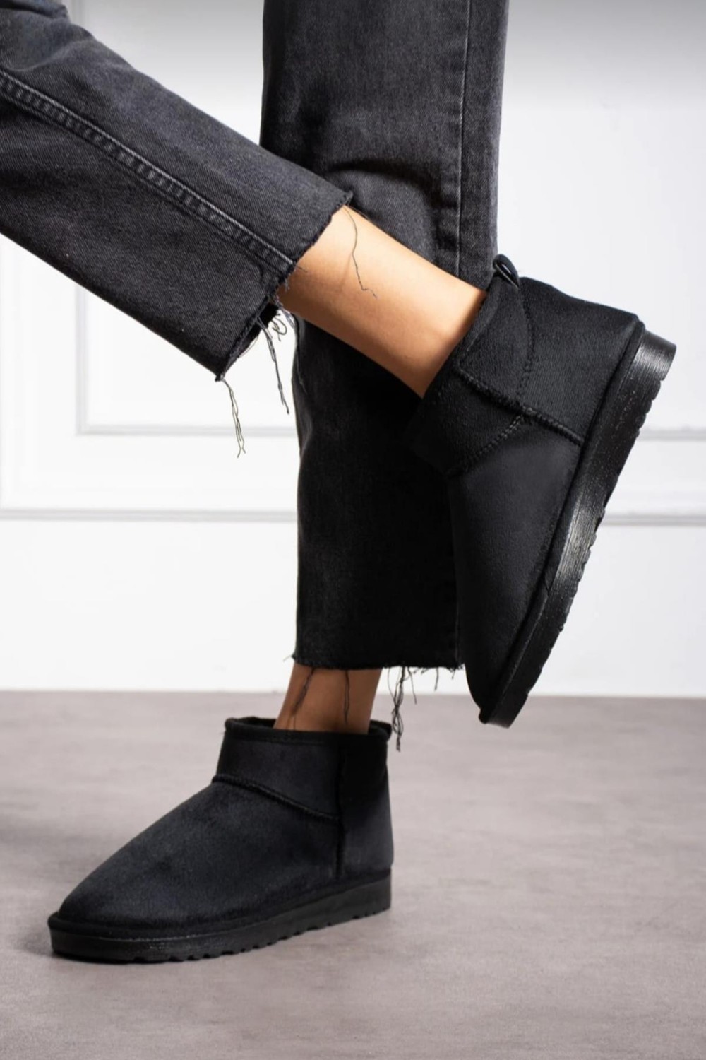 Neon Shoes Kadın Mini Süet Içi Tüylü Yüksek İnce Taban Kışlık Bot & Bootie