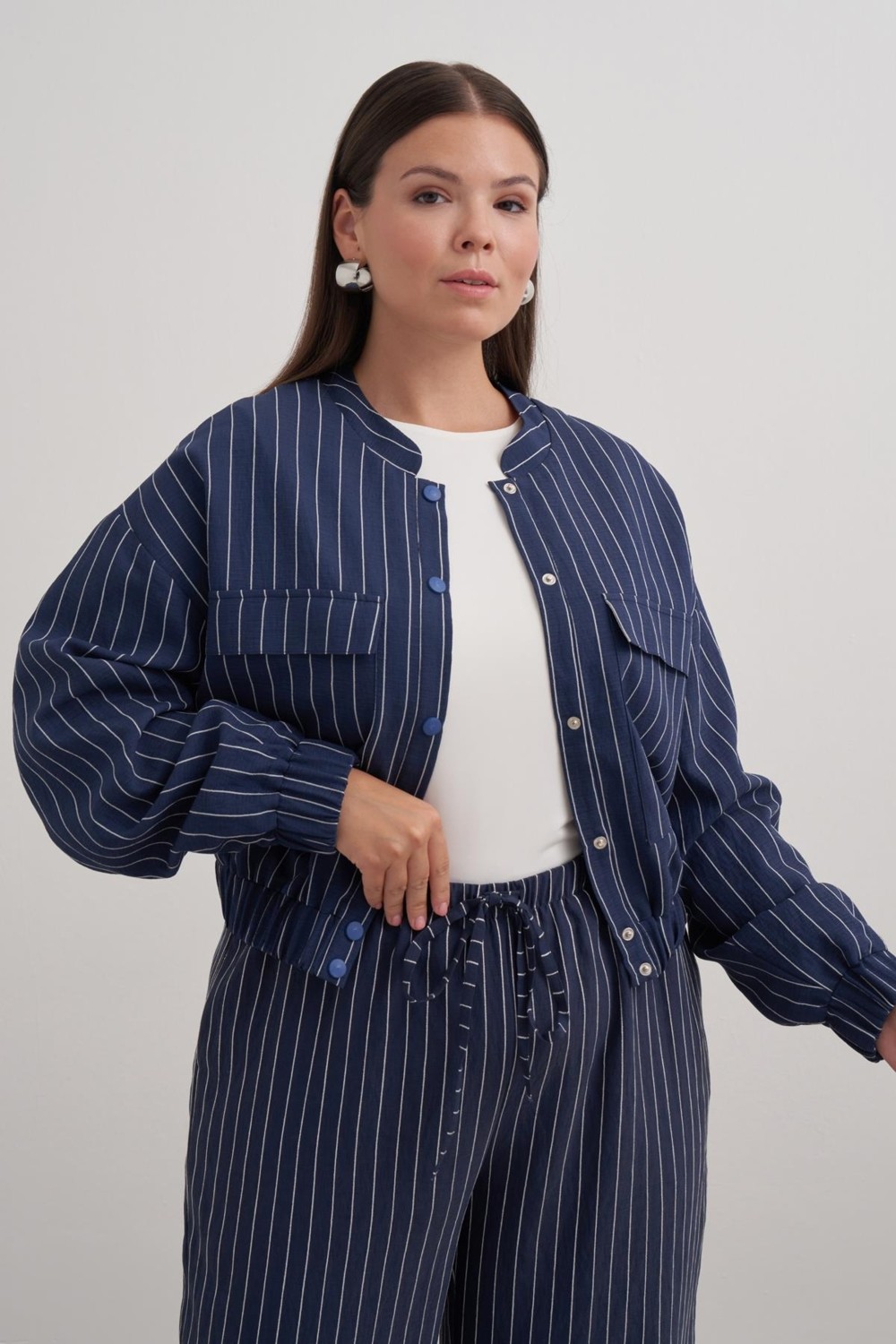 Myline Astarlı Crop Çizgili Bomber Ceket görsel 6
