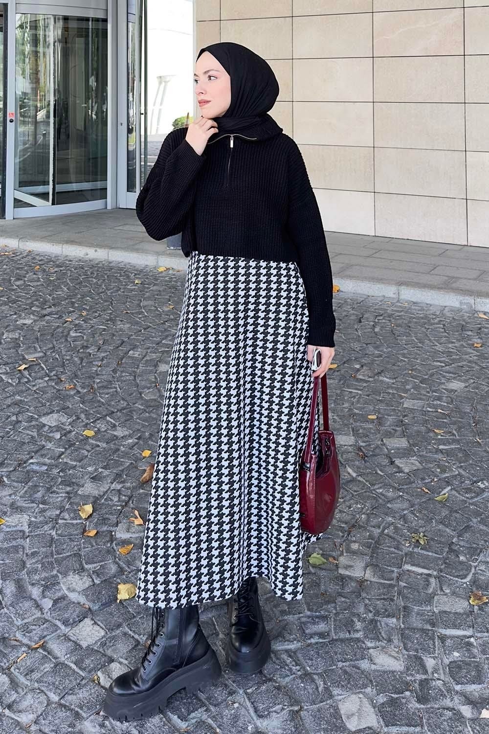 Lamelif Yaka Fermuarlı Crop Triko Kazak Lacivert