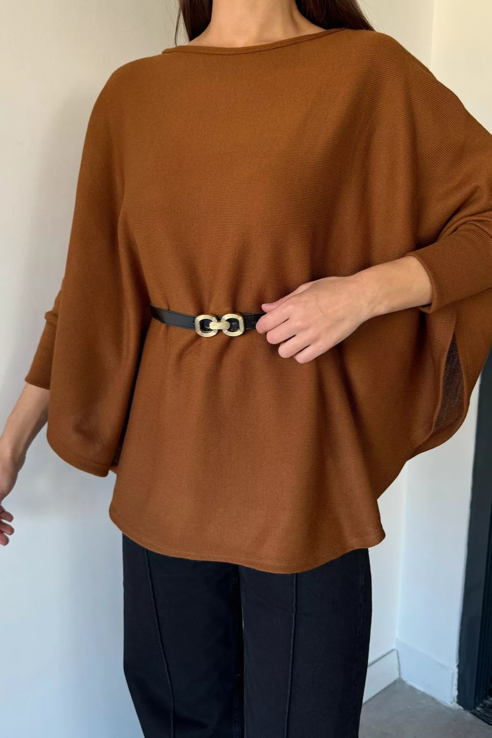 Gülseli Kadın Kemerli Triko Panço P-00018998