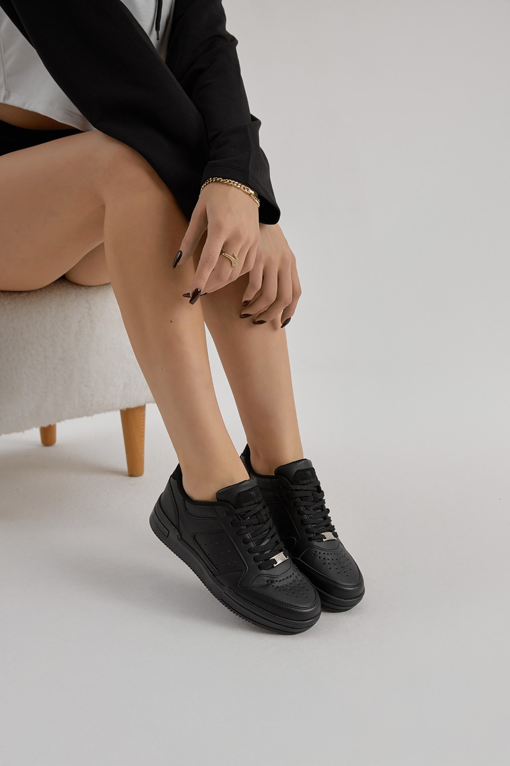 Tonny Black Unisex Beyaz Siyah Termo Taban Bağcıklı Günlük Spor Ayakkabı görsel 2