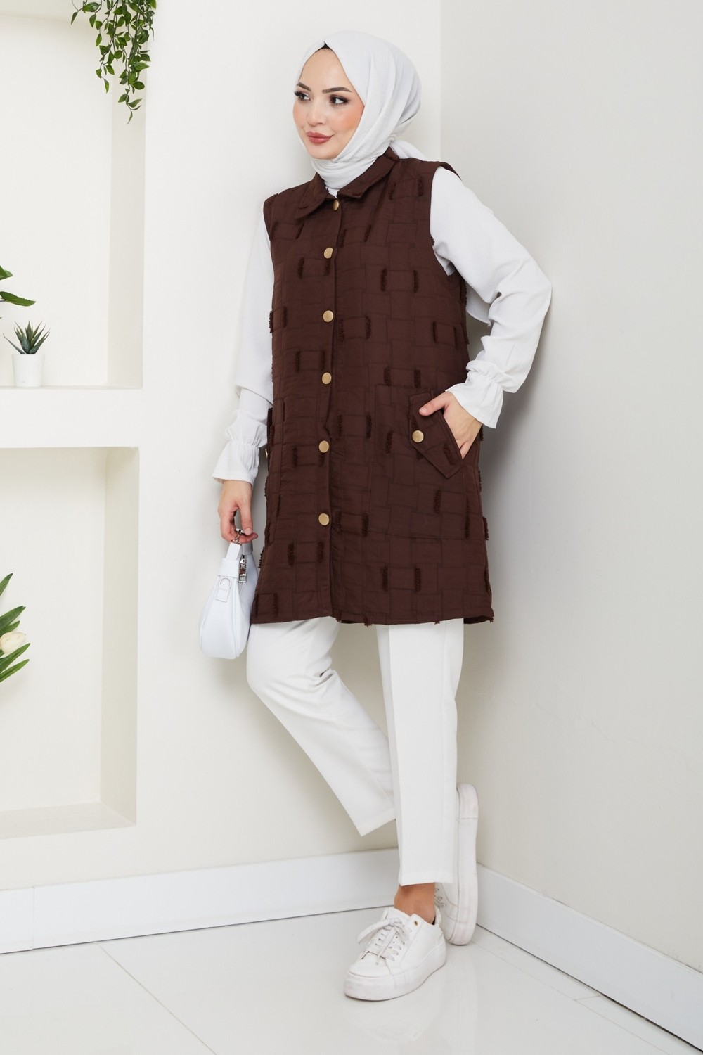 Pamuk Butik Kadın Saçaklı Giy Çık Kapitone Yelek -PMK490 görsel 2