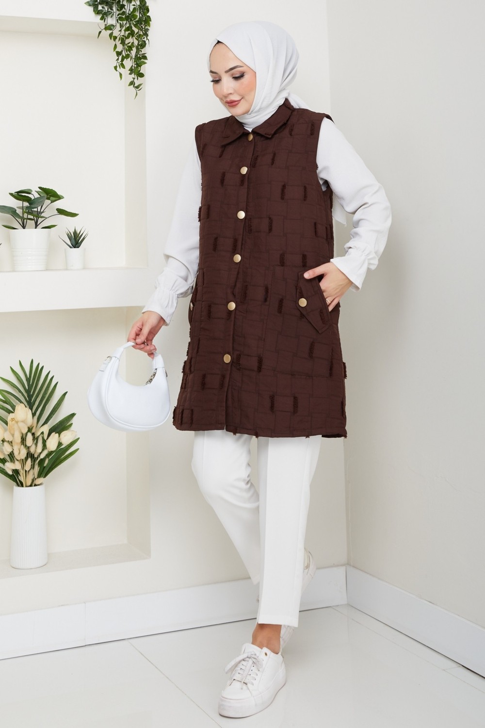 Pamuk Butik Kadın Saçaklı Giy Çık Kapitone Yelek -PMK490 görsel 3