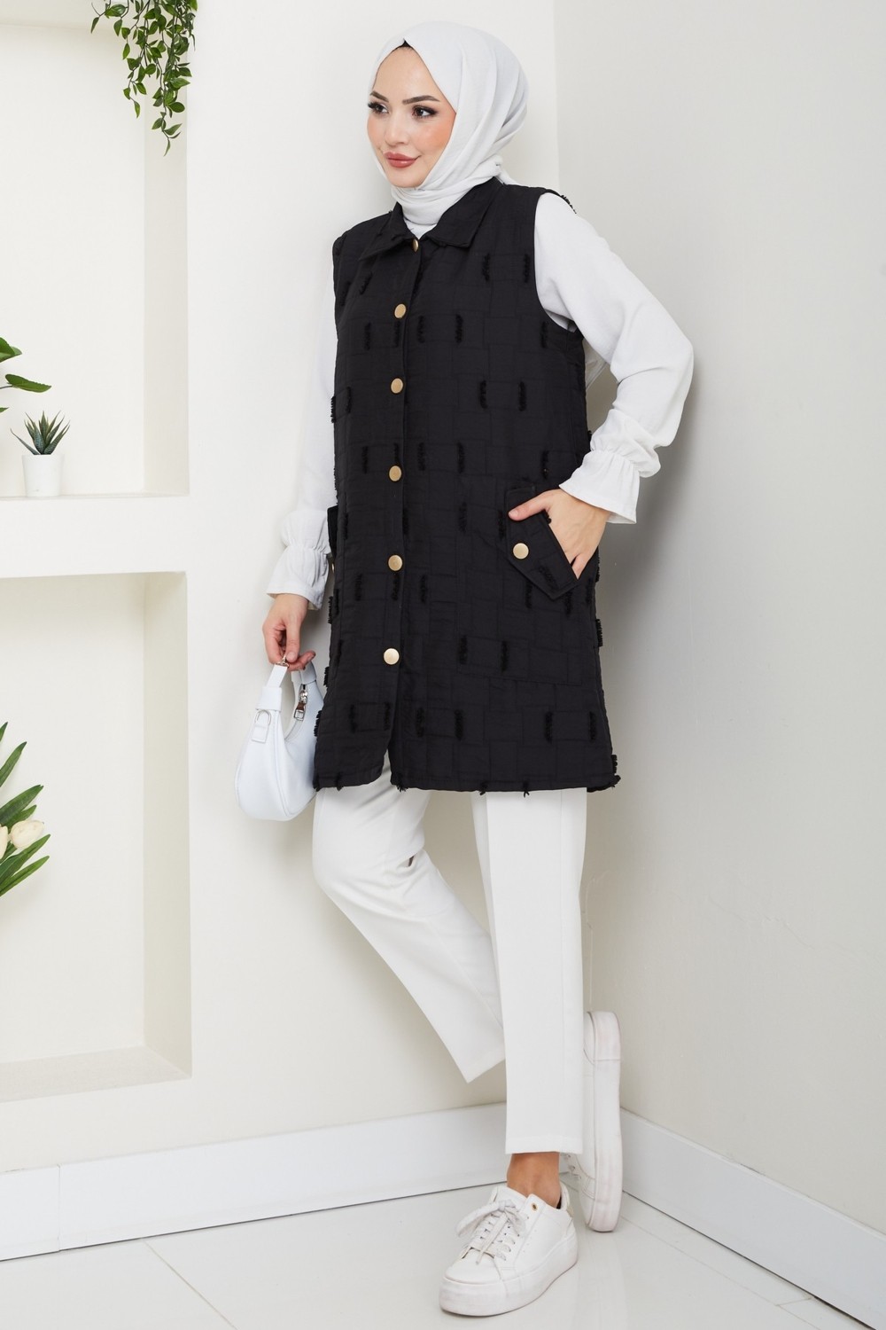 Pamuk Butik Kadın Saçaklı Giy Çık Kapitone Yelek -PMK490 görsel 7