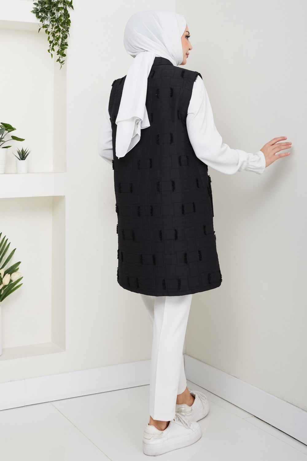 Pamuk Butik Kadın Saçaklı Giy Çık Kapitone Yelek -PMK490 görsel 8
