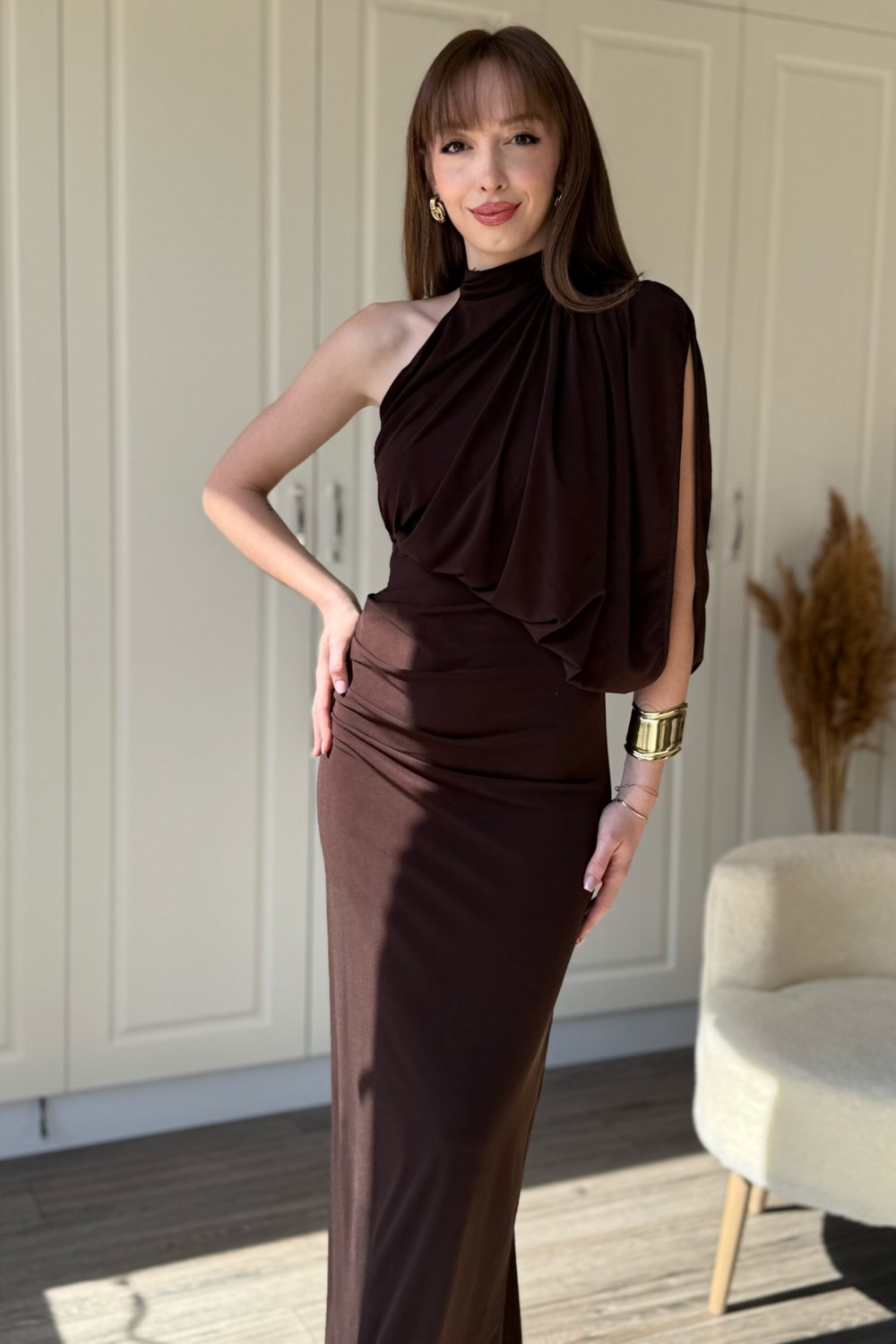 Dilay Gökoğlu Butik Tek Omuz Boyunlu Zarif Dökümlü Bordo Maxi Elbise
