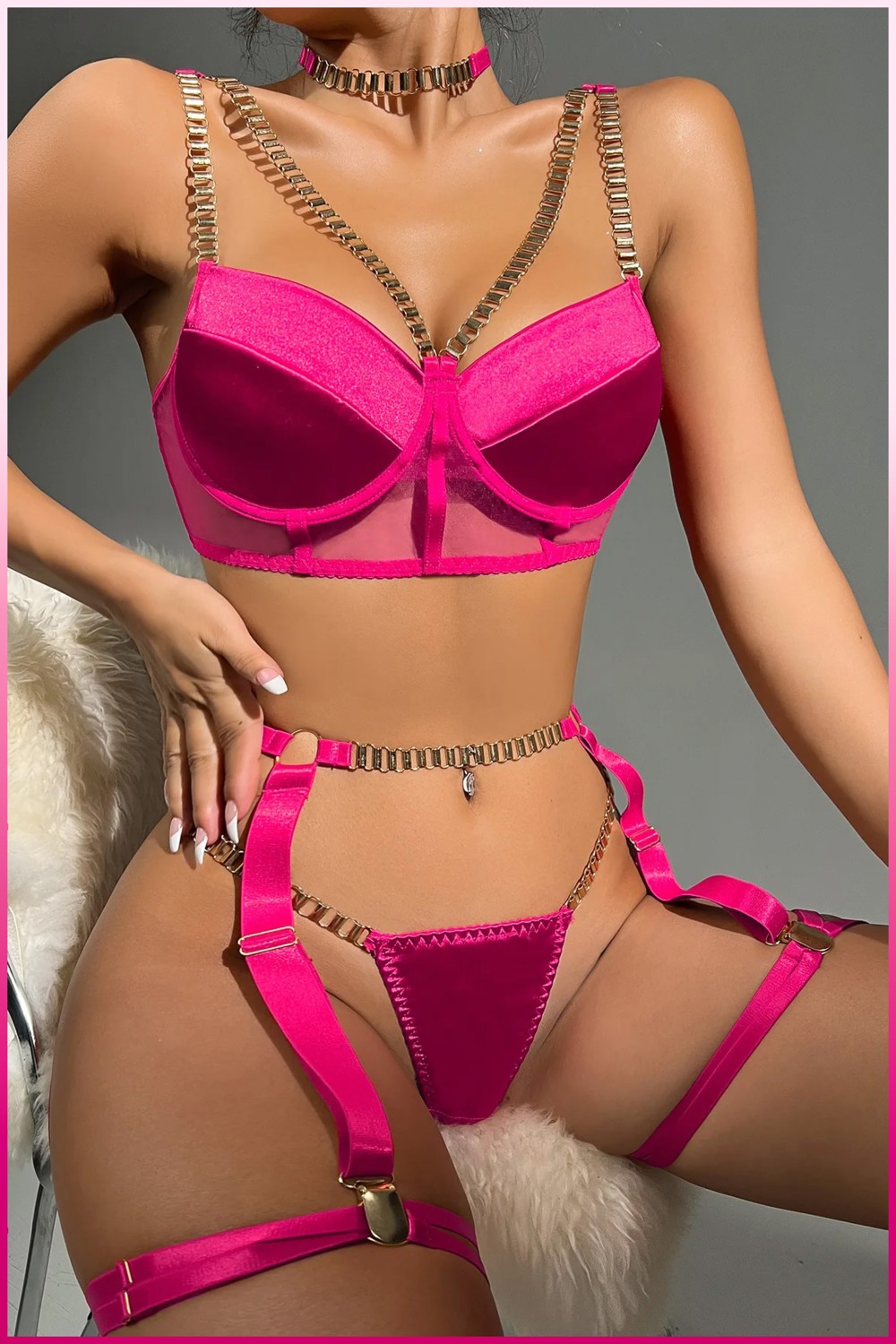Kadın Bralet ve Jartiyer Takımı, Zincir Detaylı Şık Tasarım, Saten ve Tül Kombinasyonu görsel 3