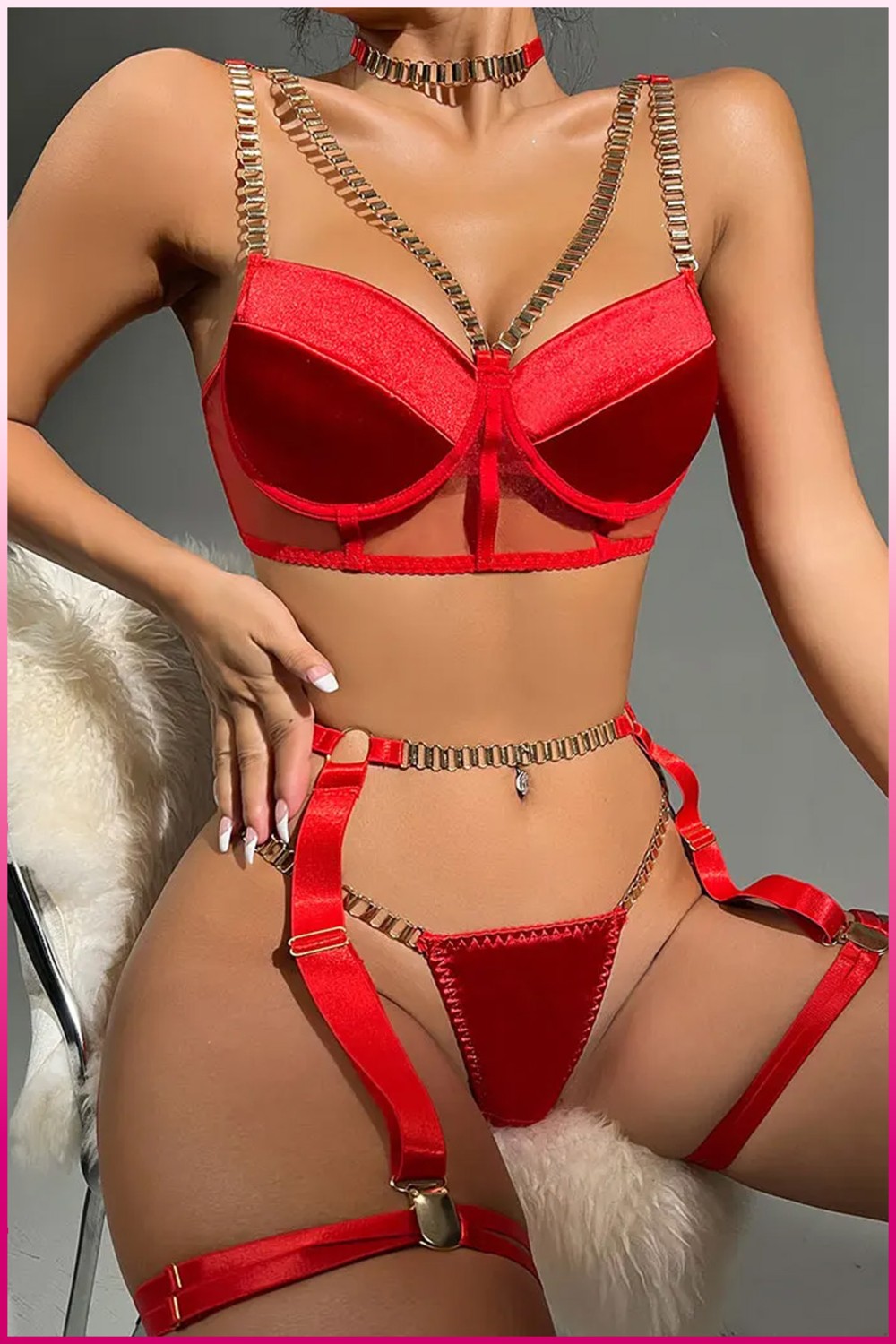Kadın Bralet ve Jartiyer Takımı, Zincir Detaylı Şık Tasarım, Saten ve Tül Kombinasyonu görsel 7