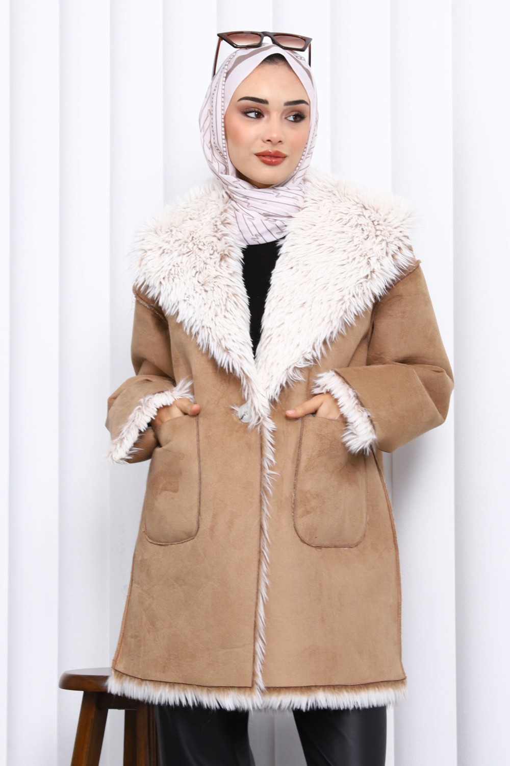 İmaj Butik Vizon Kruvaze Yaka İçi Kürklü Süet Mont