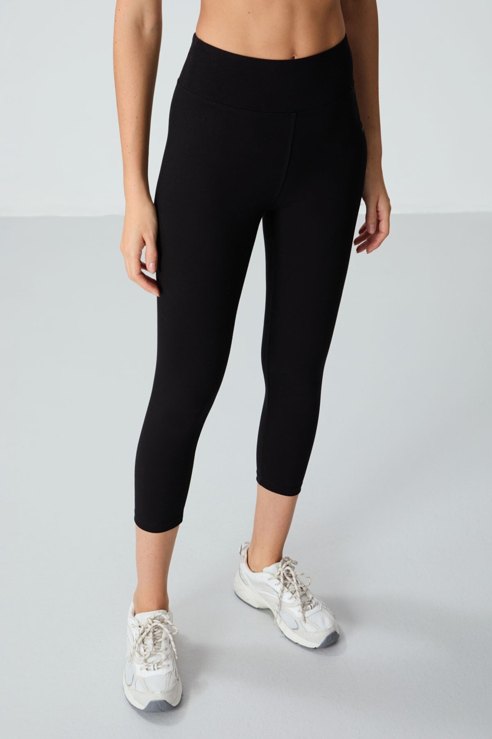 Tommy Life Siyah Yüksek Bel Slim Fit Dar Paça Kadın Kapri Tayt - 93097 görsel 4
