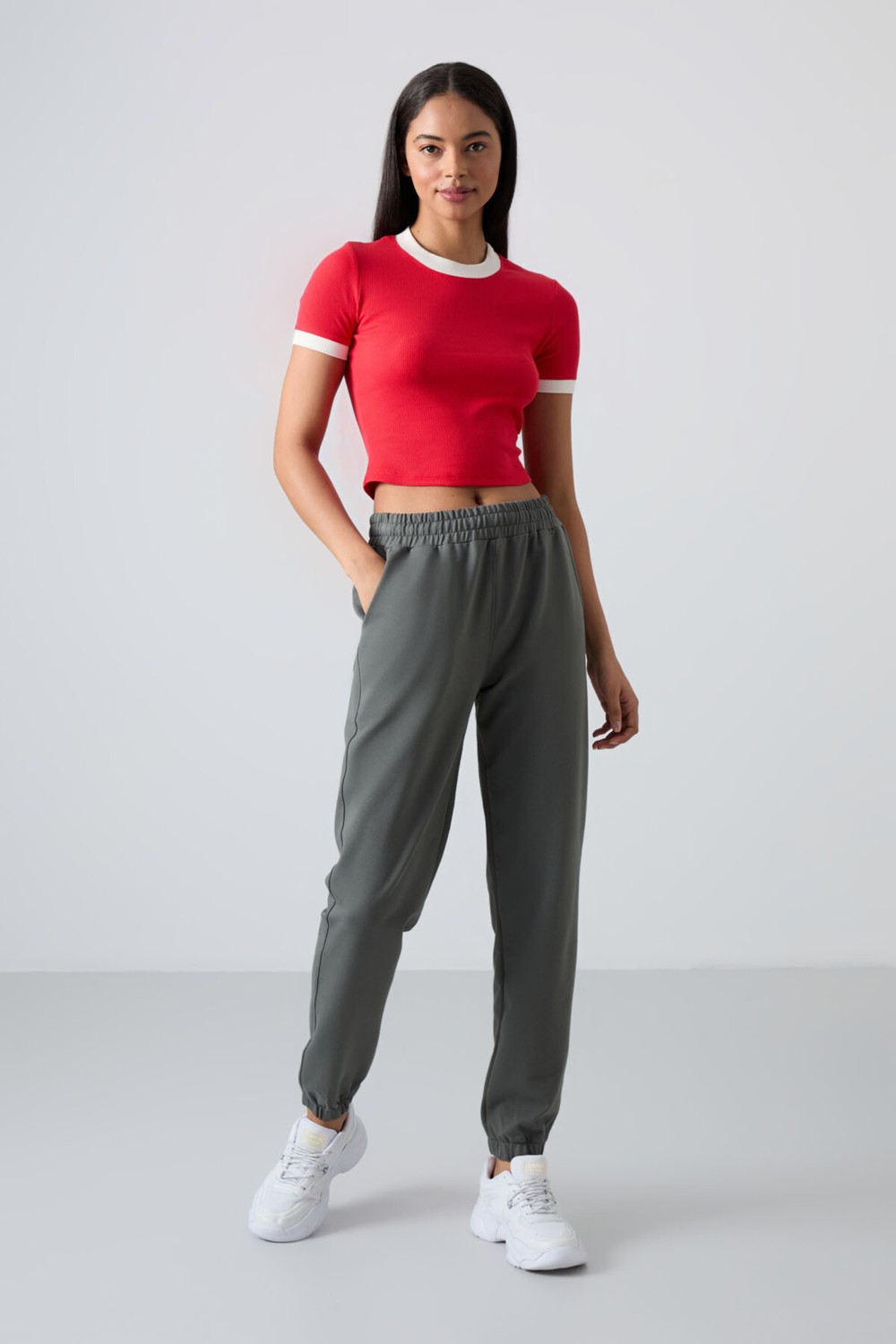 Tommy Life Siyah Cepli Yüksek Bel Rahat Form Lastik Paça Kadın Eşofman Alt - 94583