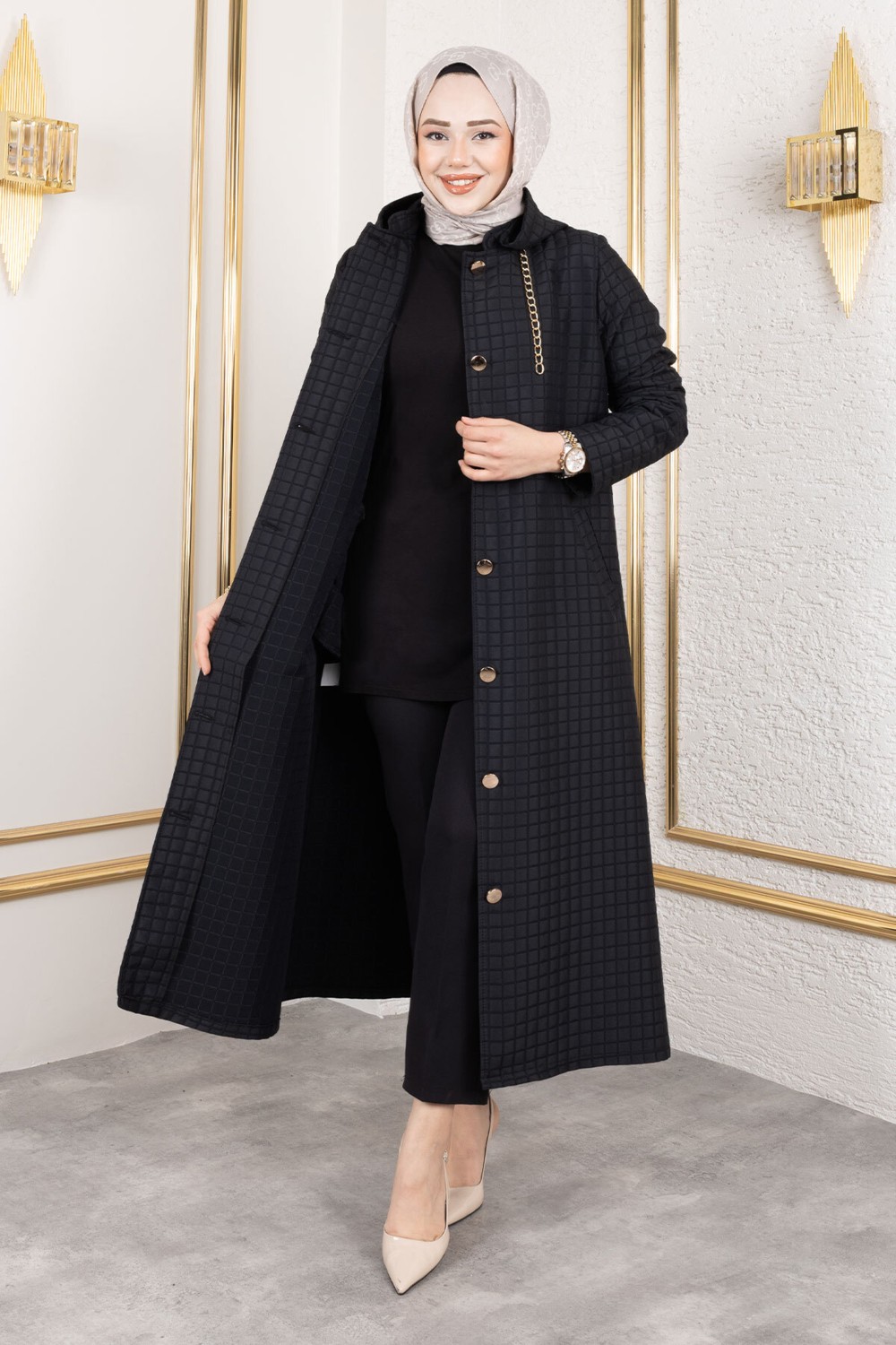 Sd Butik Zincir Detaylı Kapüşonlu Tesettür Kap - Altın Düğmeli - Kapitone Desenli Modern görsel 4