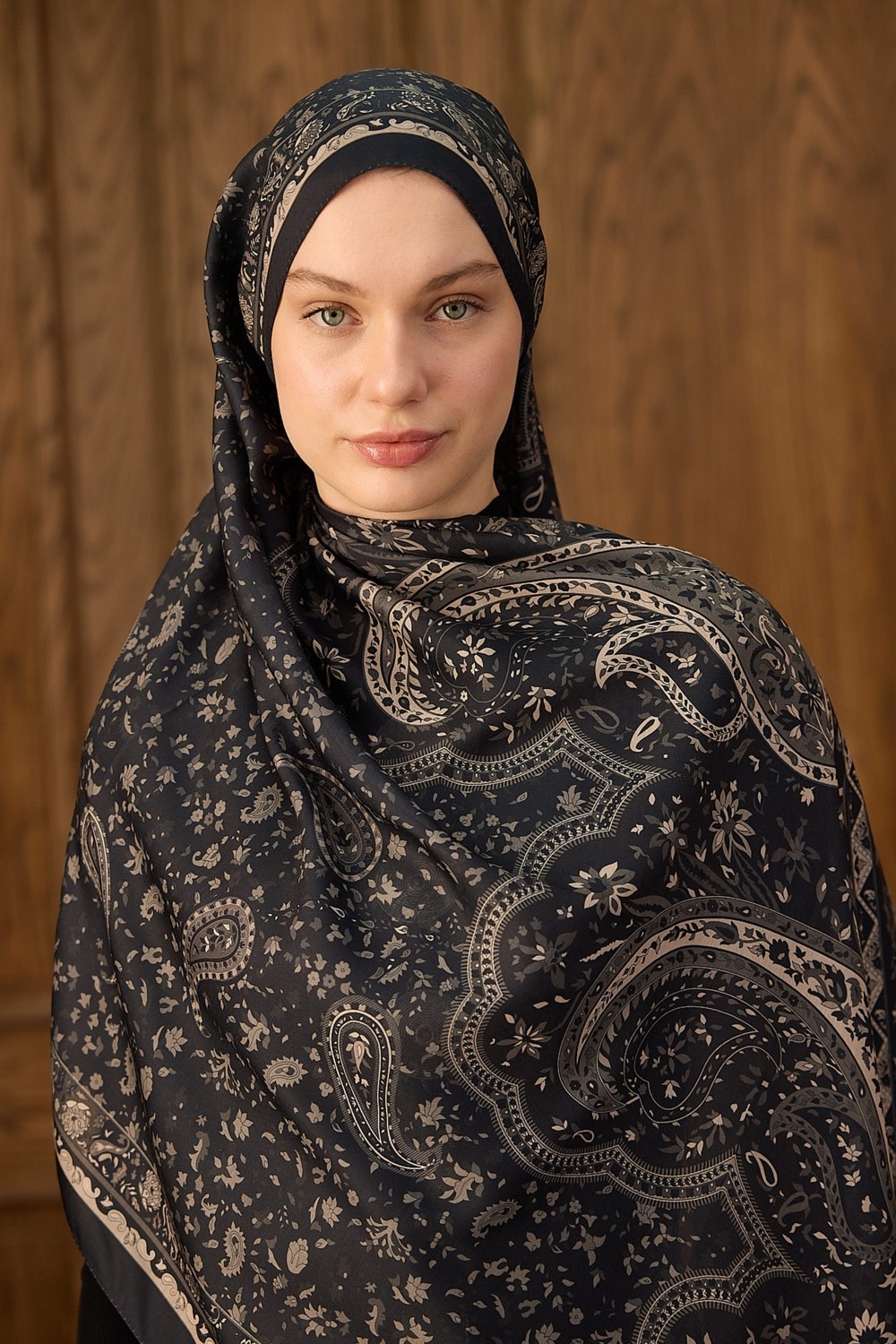 İpekhan Winter Bloom Soft Şal görsel 8