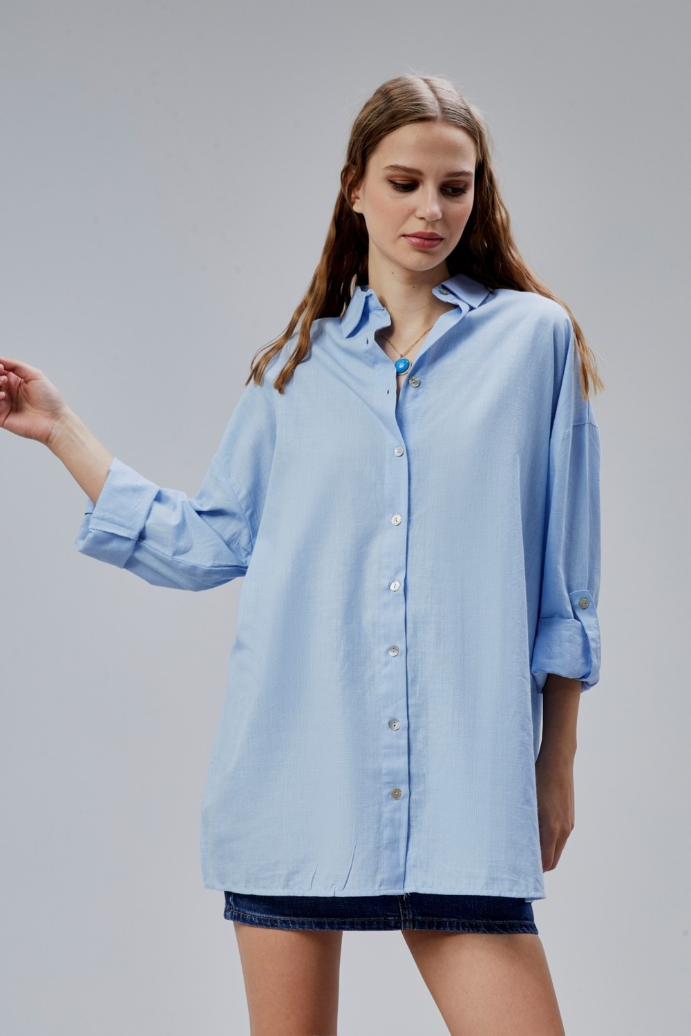 The Fancy Kadın Apoletli Katlamalı Uzun Kol Oversize Gömlek görsel 3