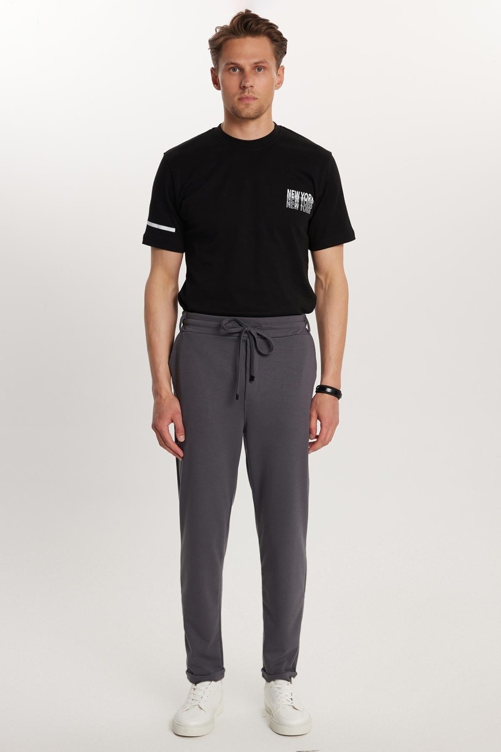 Tudors Erkek Slim Fit Pamuklu Beli Bağlamalı Yan Cepli Katlamalı Paça Jogger Lacivert Pantolon görsel 3