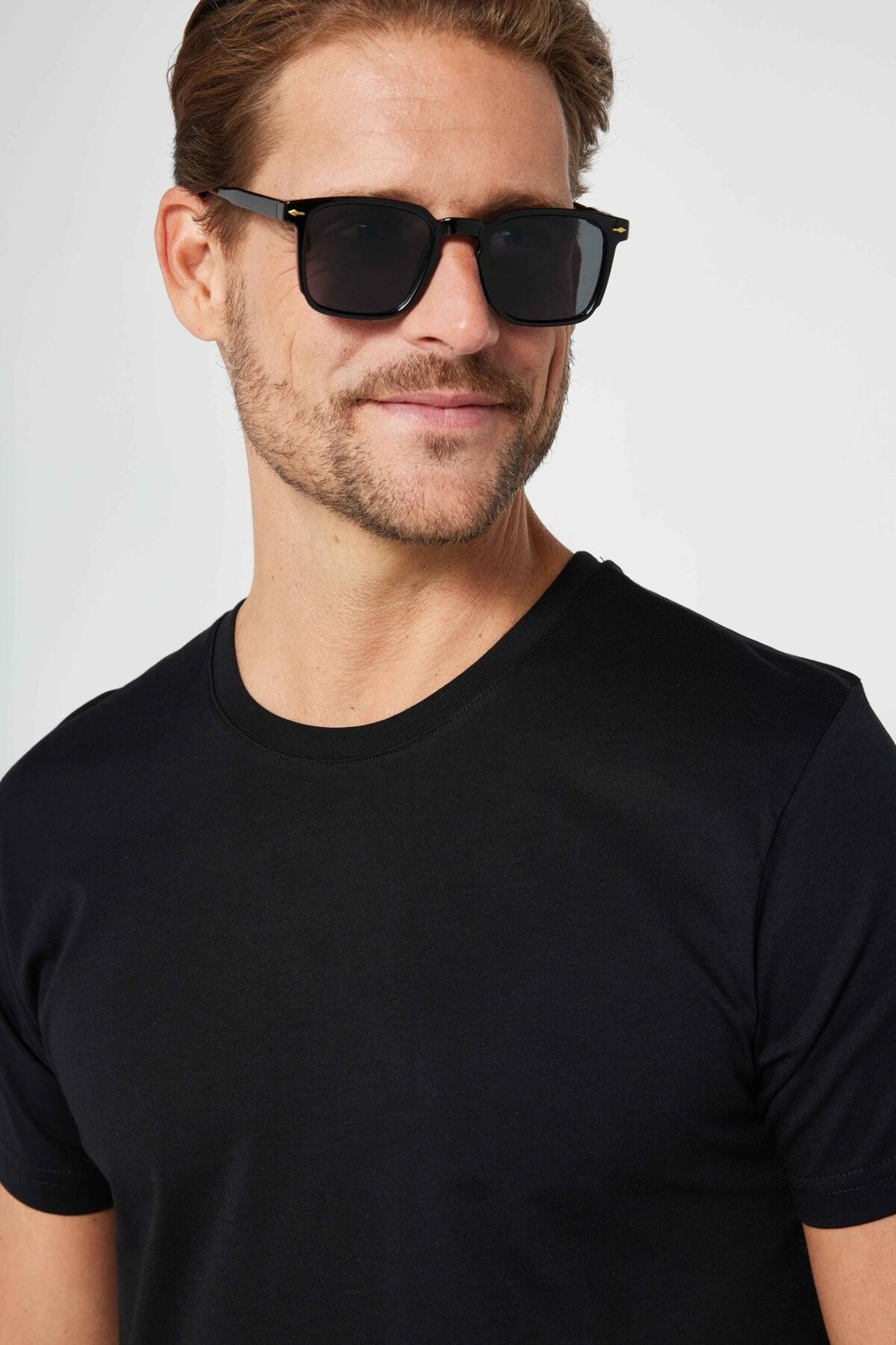Tudors Unisex Slim Fit Dar Kesim %100 Pamuk Yumuşak Dokulu Siyah Bisiklet Yaka Tişört görsel 3