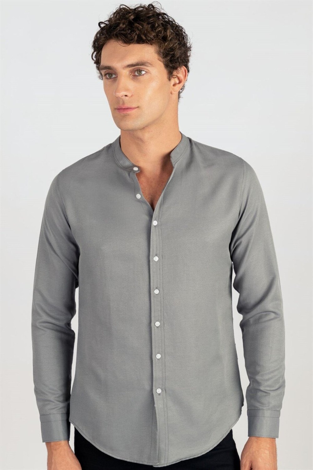 Tudors Erkek Slim Fit Dar Kesim Pamuklu Kolay Ütü Siyah Hakim Yaka Gömlek görsel 8