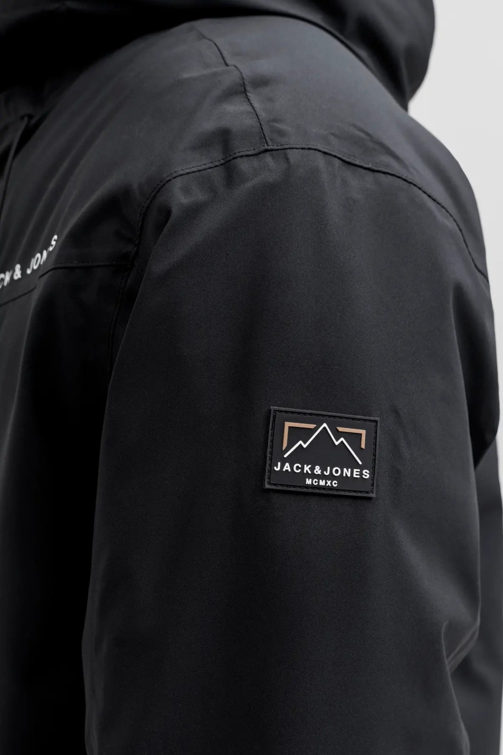 Jack & Jones Erkek Jjalpes Kapüşonlu Su ve Rüzgar Geçirmez Mont 12284649 Siyah görsel 5