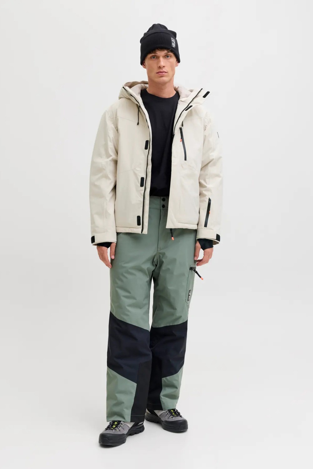 Jack & Jones Erkek Jjalpes Kapüşonlu Su ve Rüzgar Geçirmez Mont 12284649 Siyah görsel 8