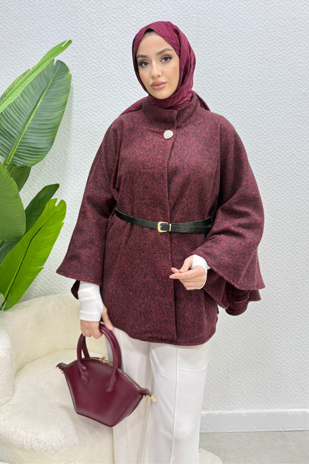 Tesettür Diyarı Soyut Desen Loren Kemerli Kaşe Panço- Bordo Standart (36-42 Uyumlu) görsel 8