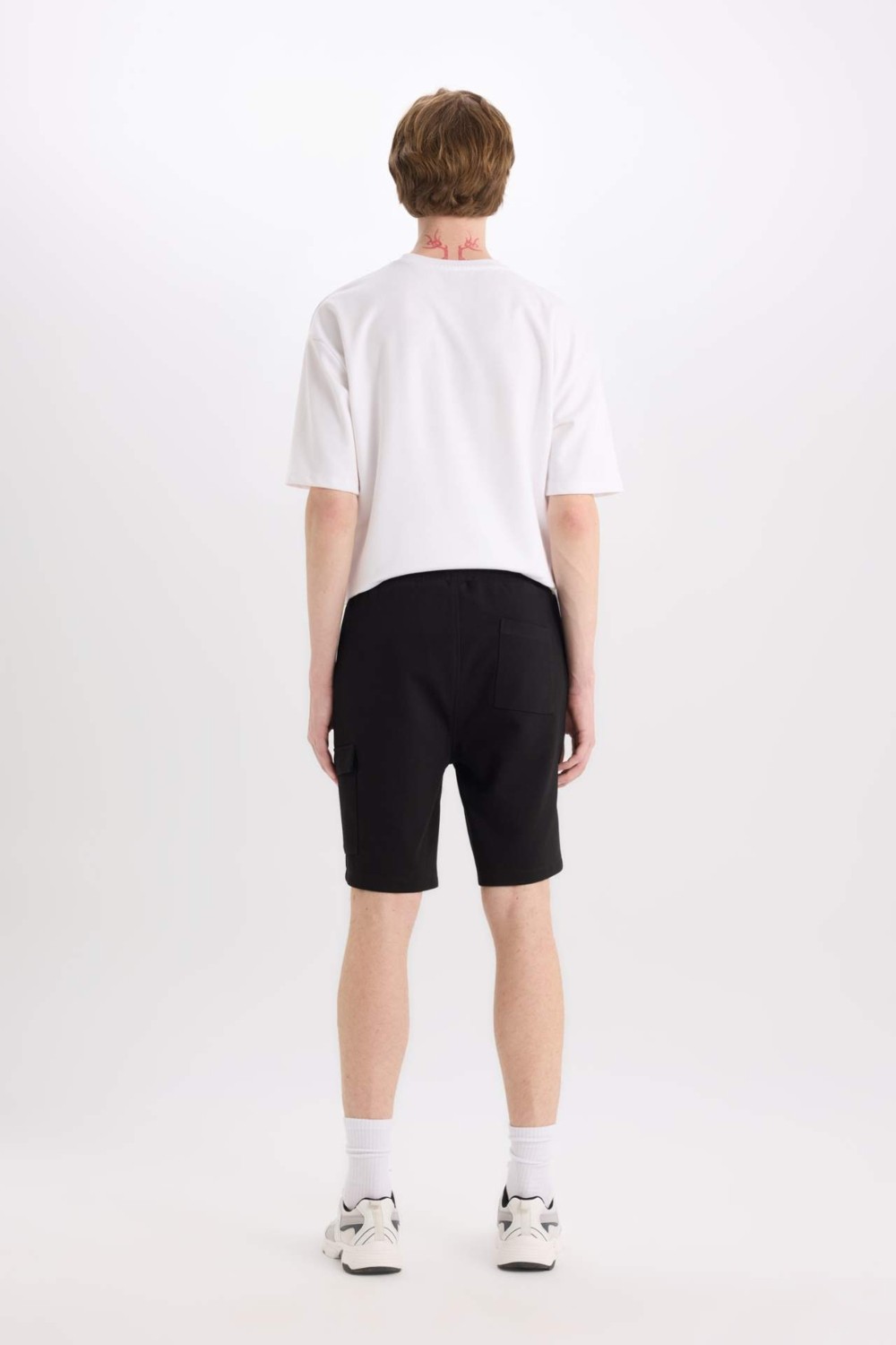 DeFacto Regular Fit Dokulu Düz Paça Kargo Cepli Basic Şort B8796AX25SM görsel 8