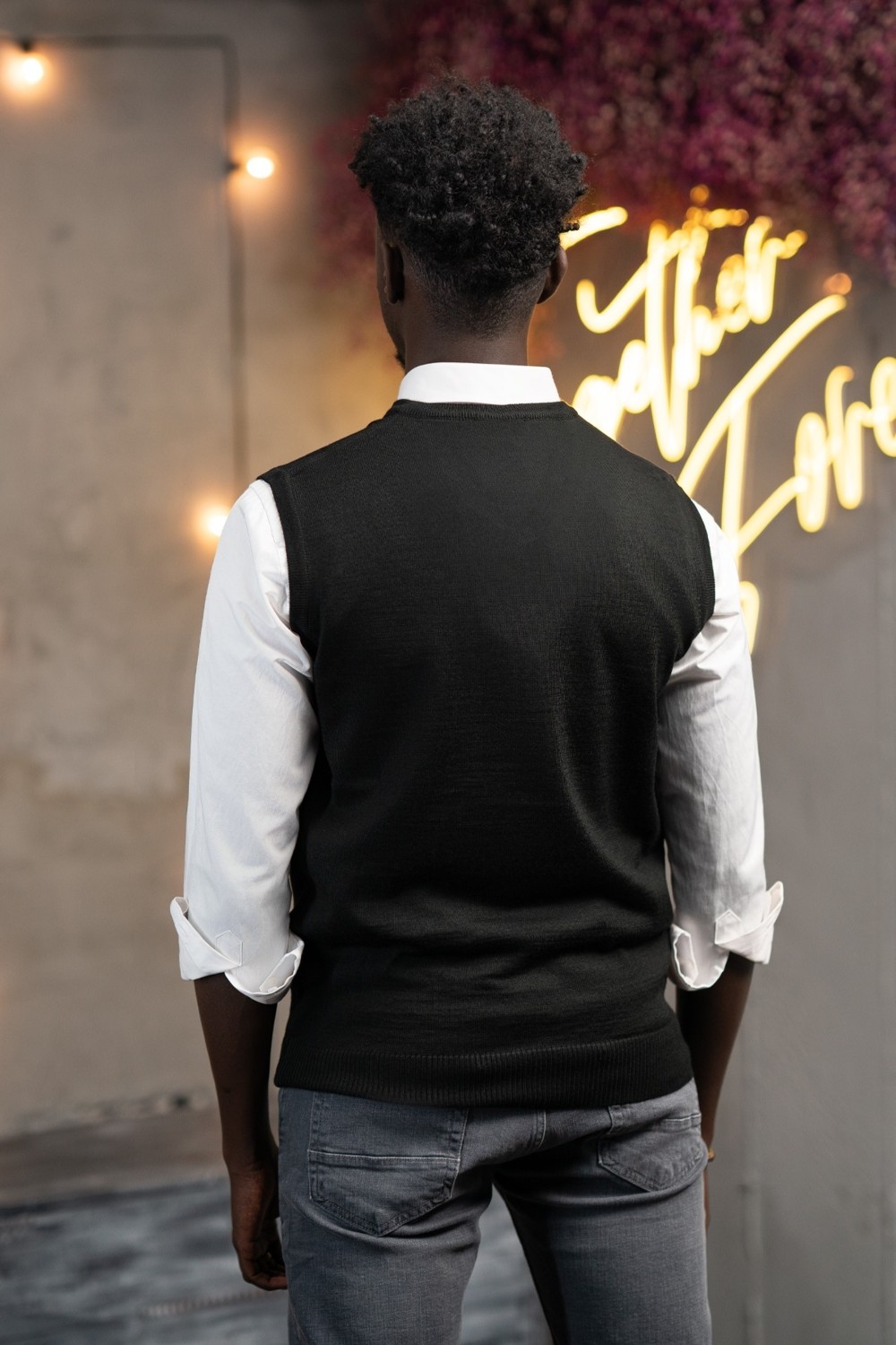 Woolen World V Yaka Regular Fit Yünlü Kolsuz Triko Süveter görsel 7
