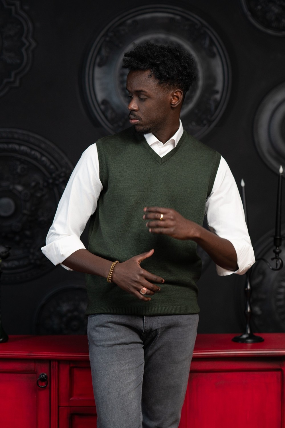 Woolen World V Yaka Regular Fit Yünlü Kolsuz Triko Süveter
