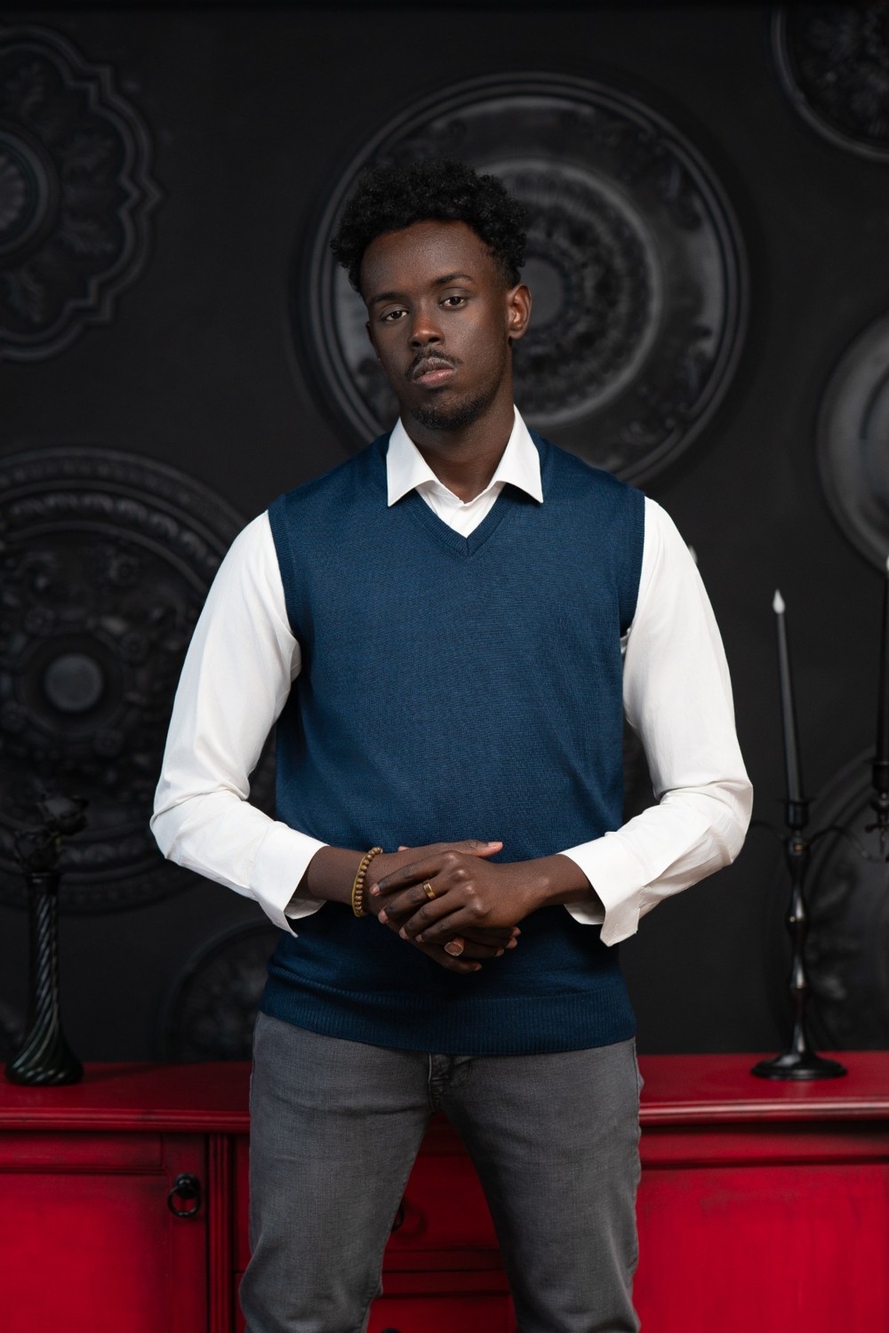 Woolen World V Yaka Regular Fit Yünlü Kolsuz Triko Süveter