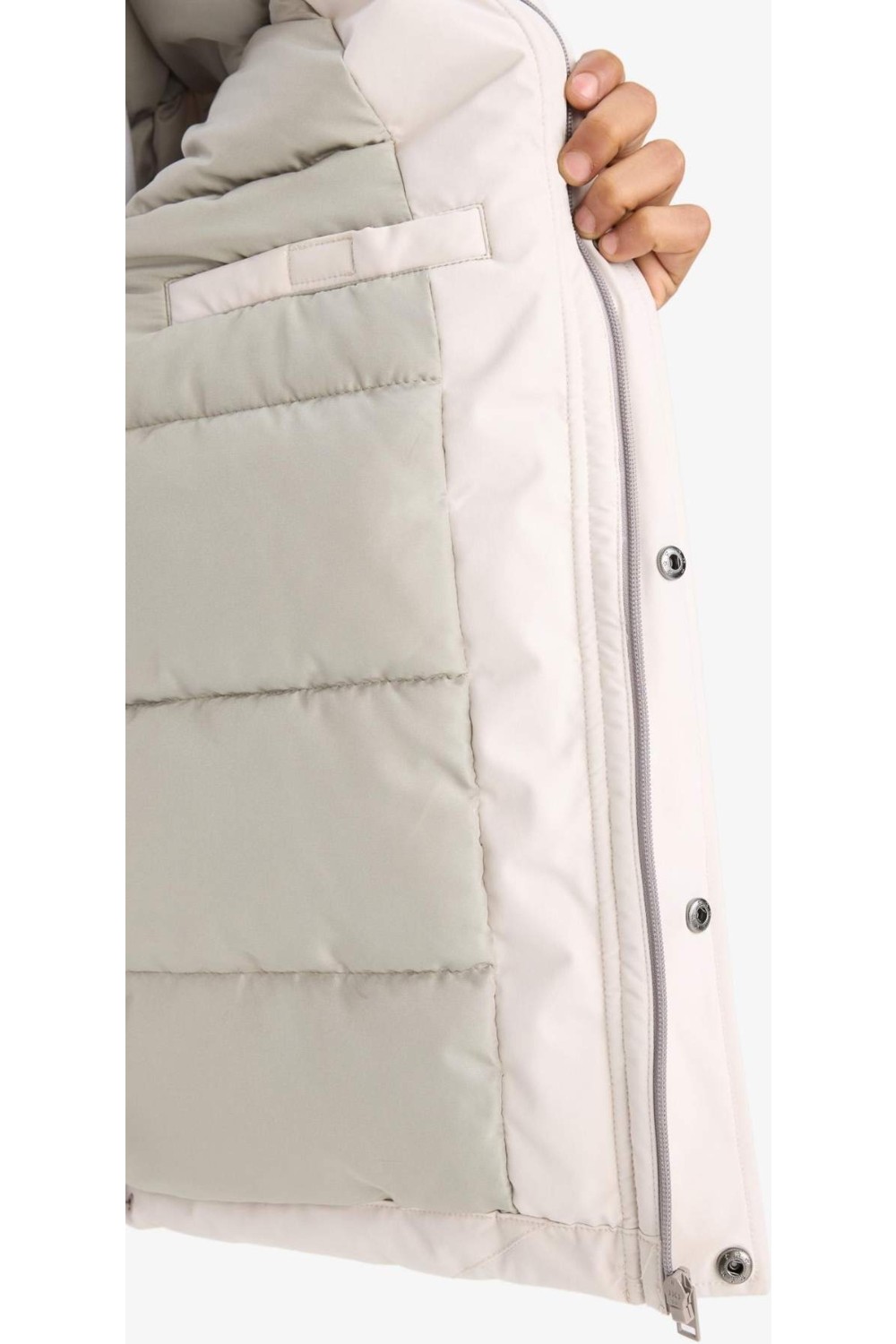 DeFacto Regular Fit Su İtici Kapüşonlu Mont C6595AX25AU görsel 6