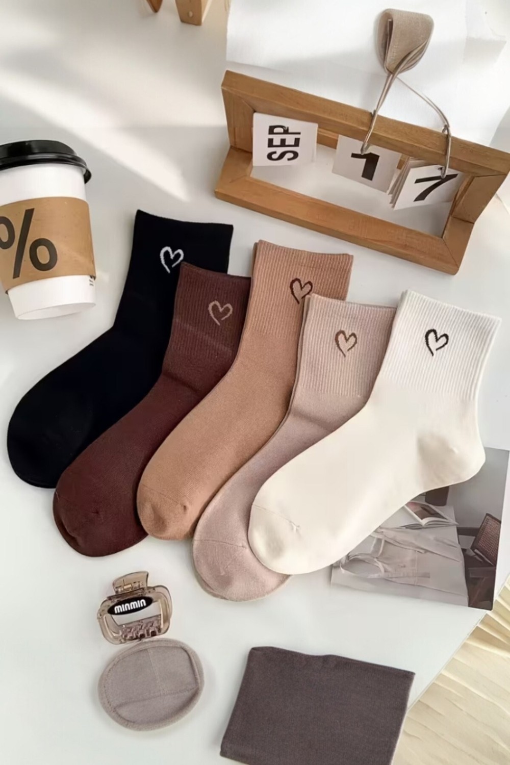 Hitit Socks Kadın 5 Çift Premium Kalite Mini Kalp Desenli Günlük Kullanım Sevimli Kolej Çorabı görsel 2