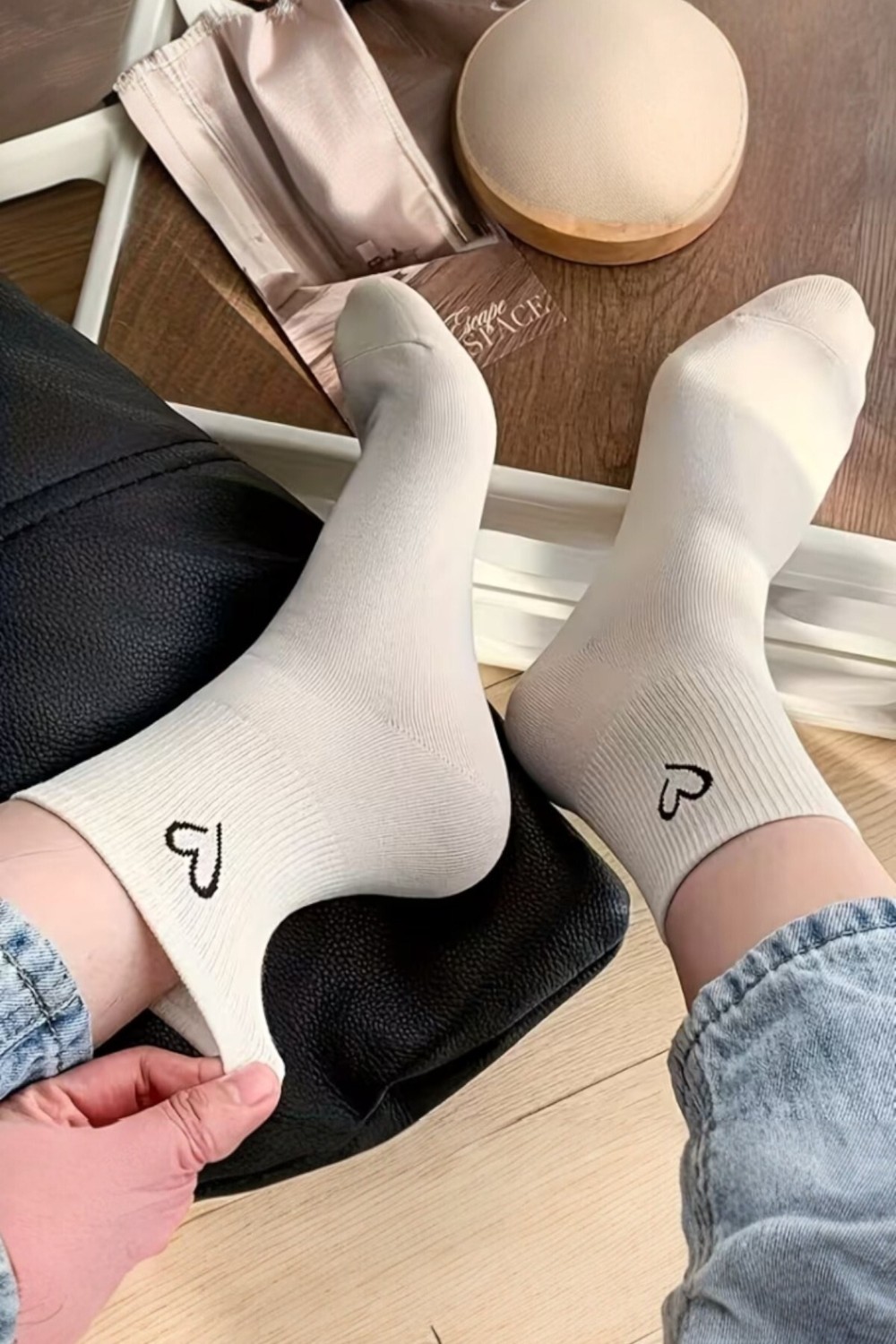 Hitit Socks Kadın 5 Çift Premium Kalite Mini Kalp Desenli Günlük Kullanım Sevimli Kolej Çorabı görsel 3