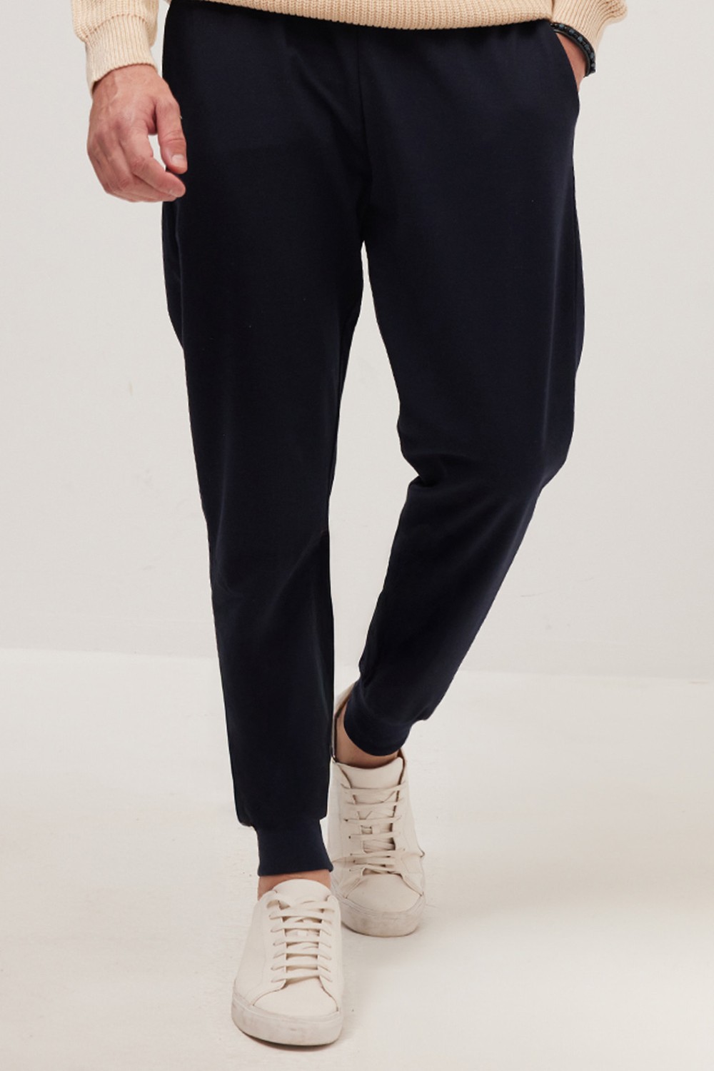 Tudors Erkek Regular Fit Klasik Kesim Beli Bağcıklı Jogger Cepli Lastikli Paça Siyah Eşofman Altı