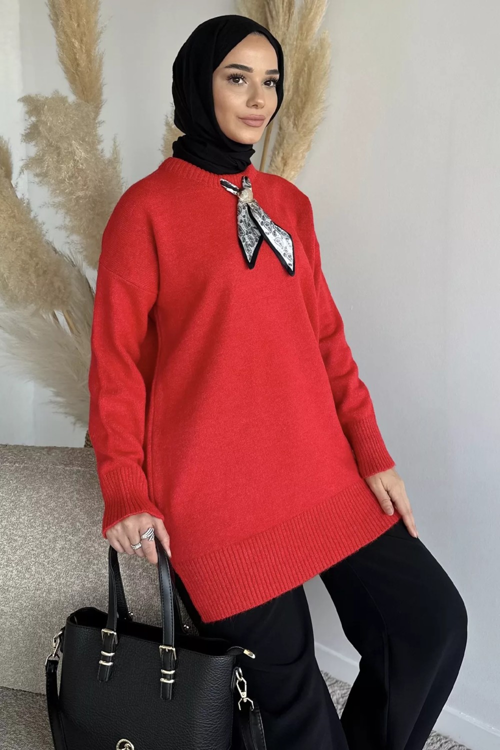 Julude Bisiklet Yaka Fularlı Tesettür Triko Tunik P-00019203