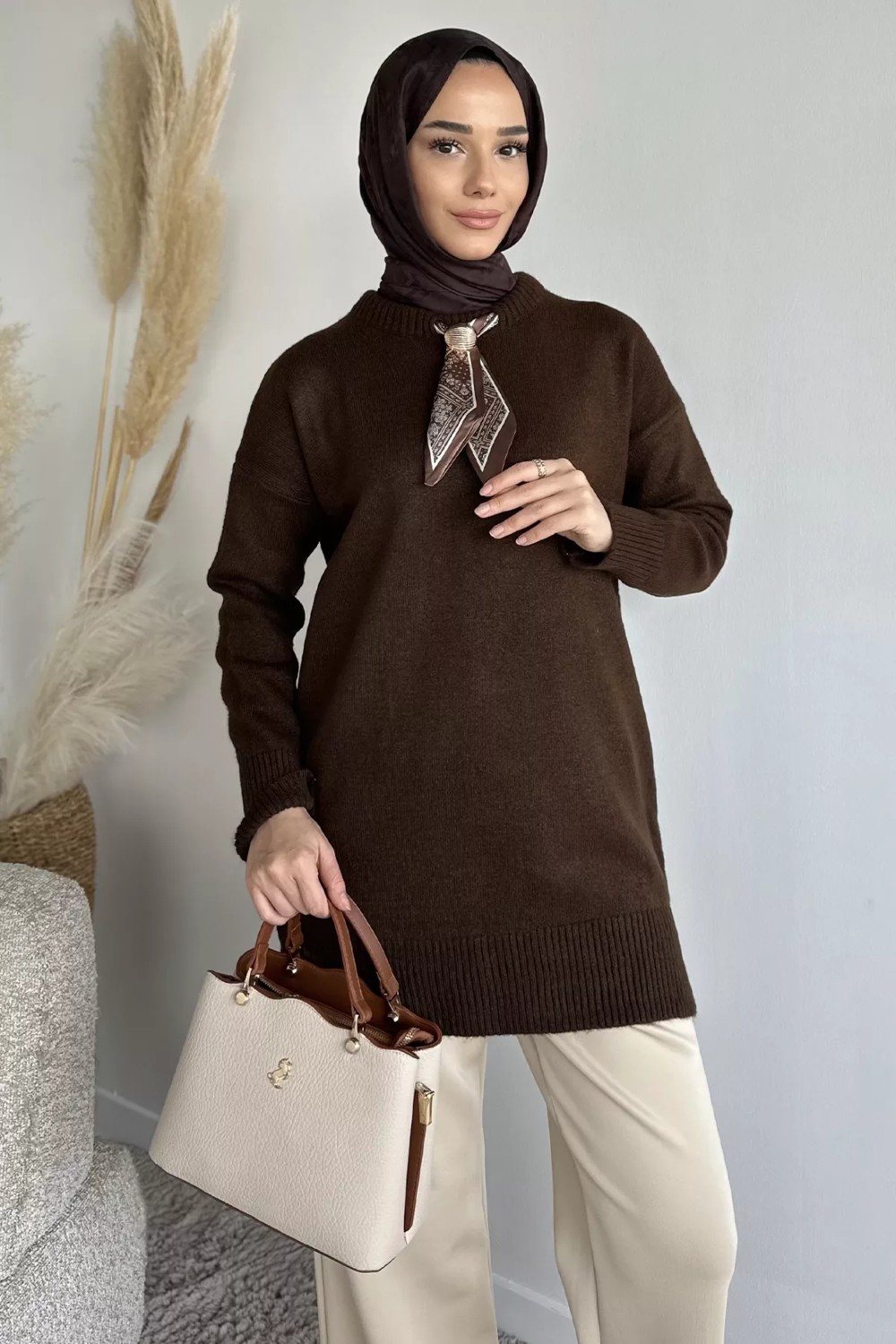Julude Bisiklet Yaka Fularlı Tesettür Triko Tunik P-00019203