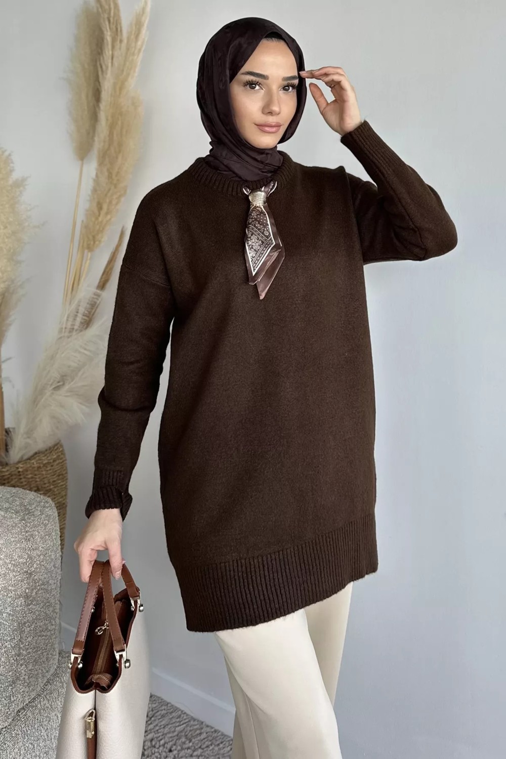 Julude Bisiklet Yaka Fularlı Tesettür Triko Tunik P-00019203 görsel 6