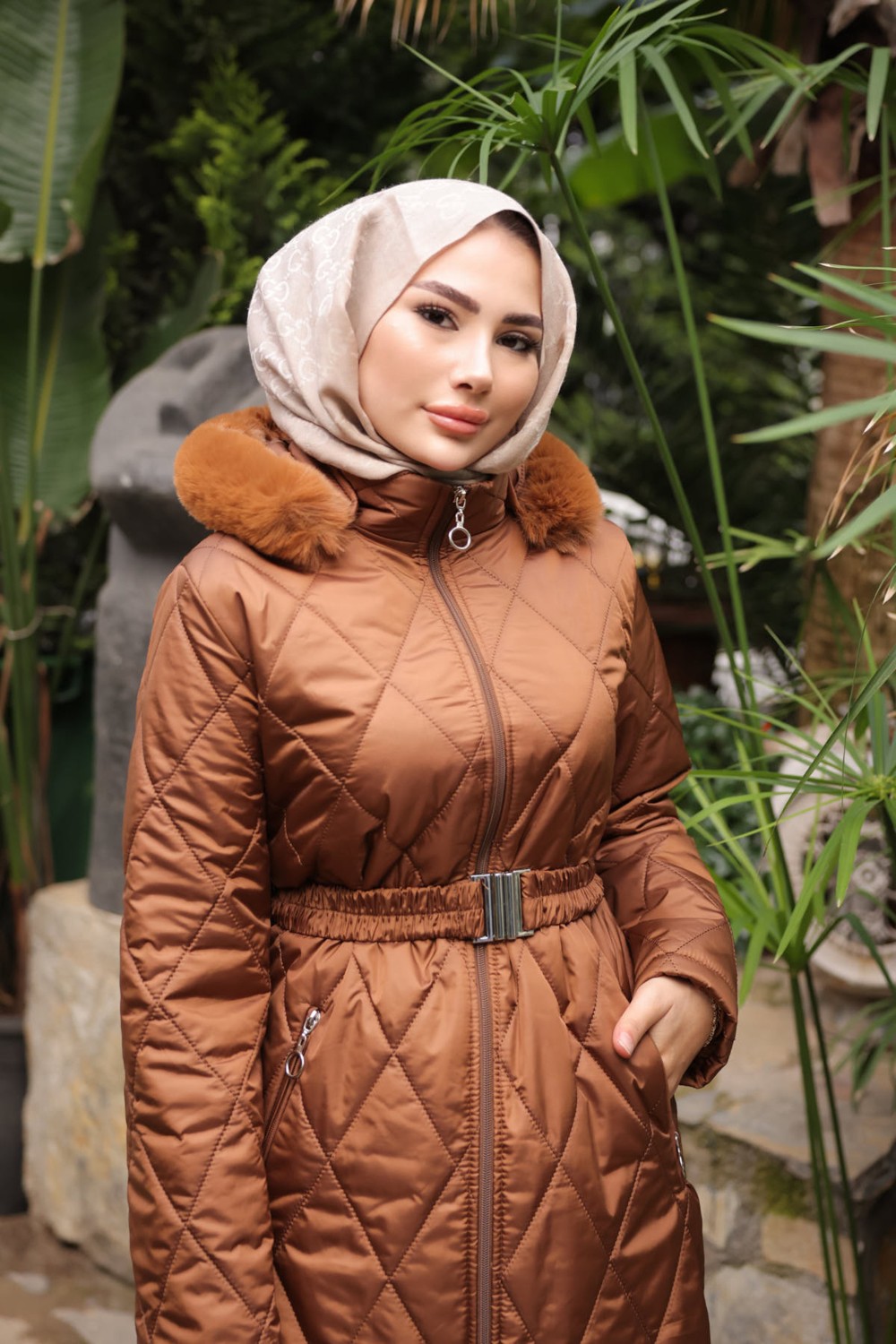 İmaj Butik Haki Kapüşonlu Fermuarlı Kapitone Mont görsel 4