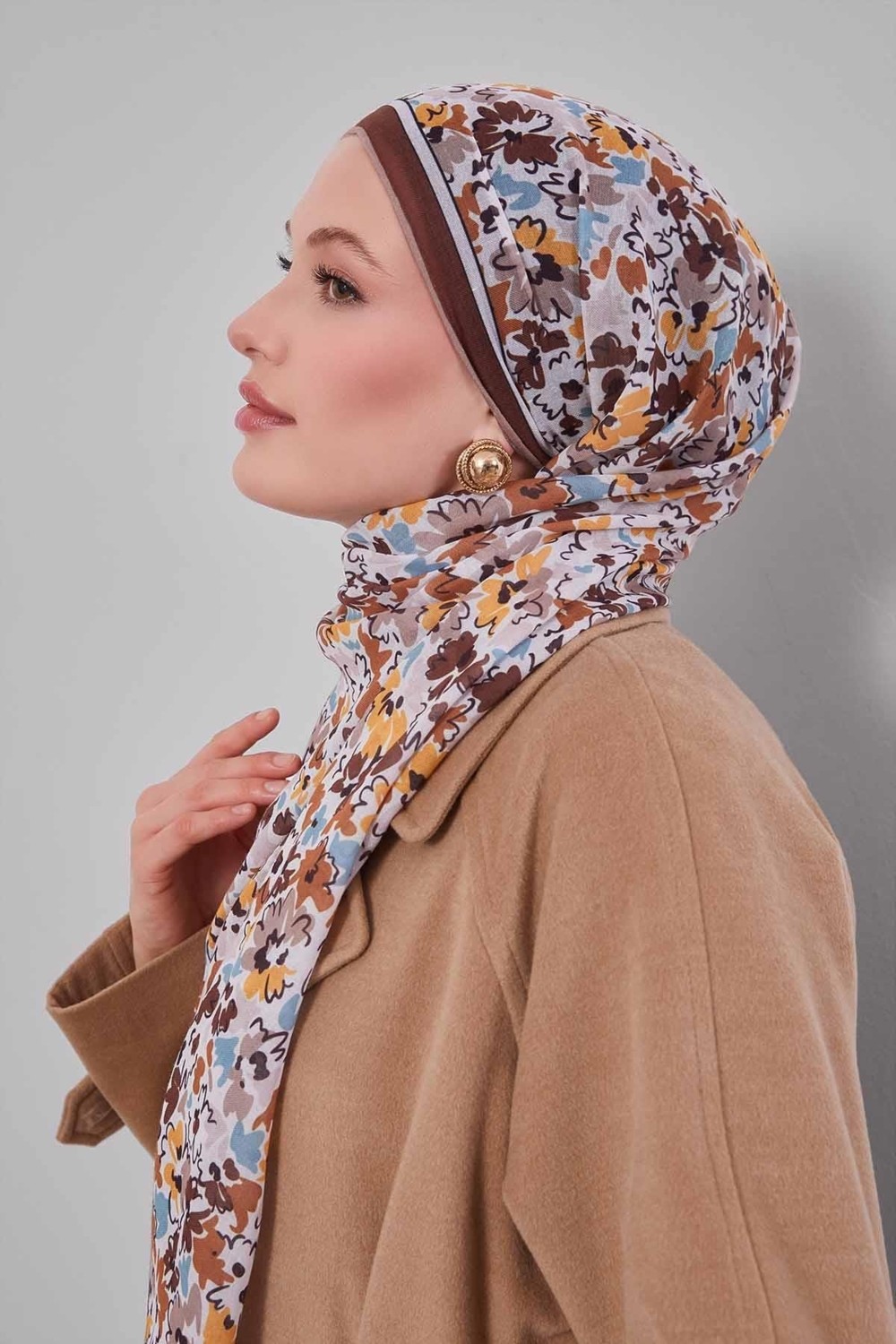 Lêvi D'or Kahve Karışık Çiçek Desen Soft Eşarp