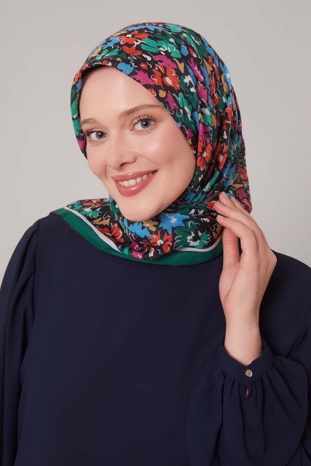 Lêvi D'or Kahve Karışık Çiçek Desen Soft Eşarp