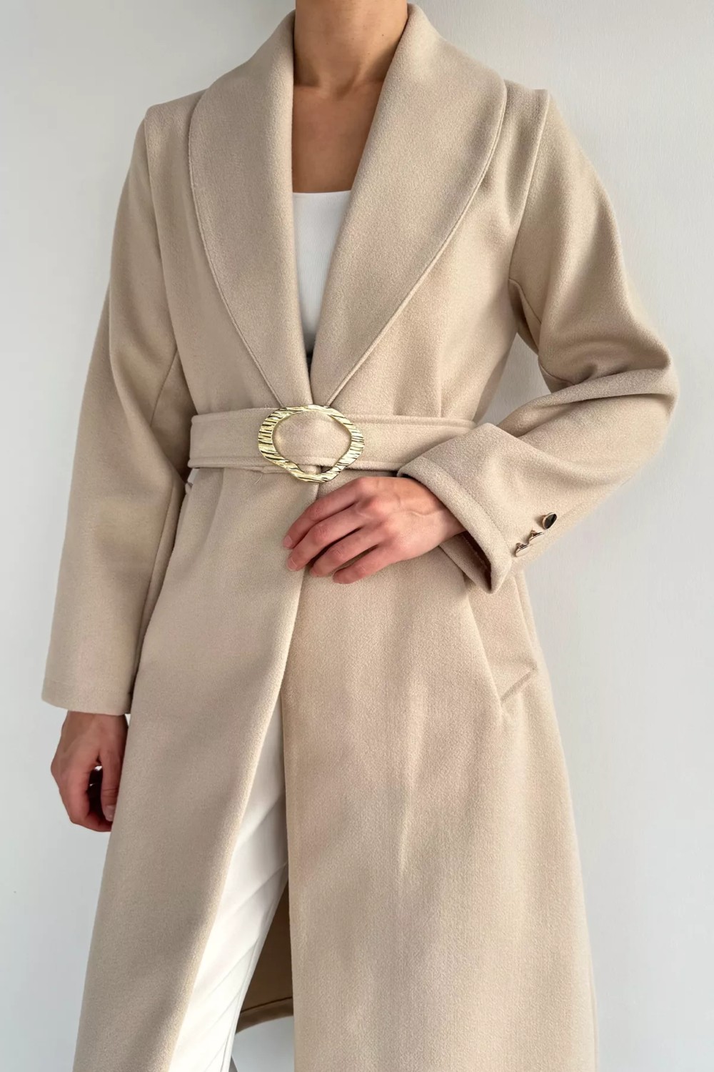Gülseli Kadın Bel Kuşaklı Gold Toka Detaylı Kaşe Kaban P-00019459