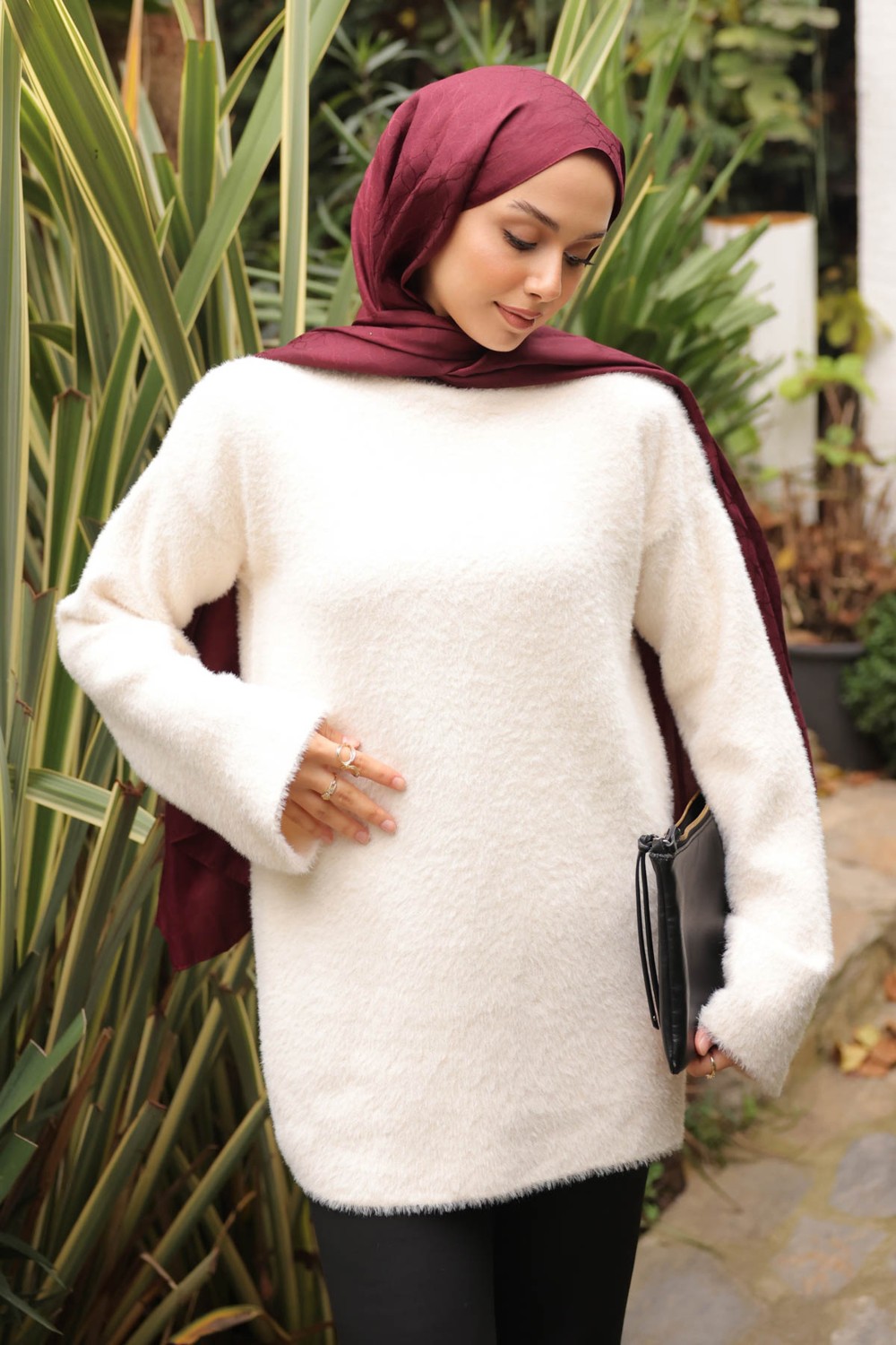 İmaj Butik Siyah Dik Yaka Angora Yumoş Triko Kazak