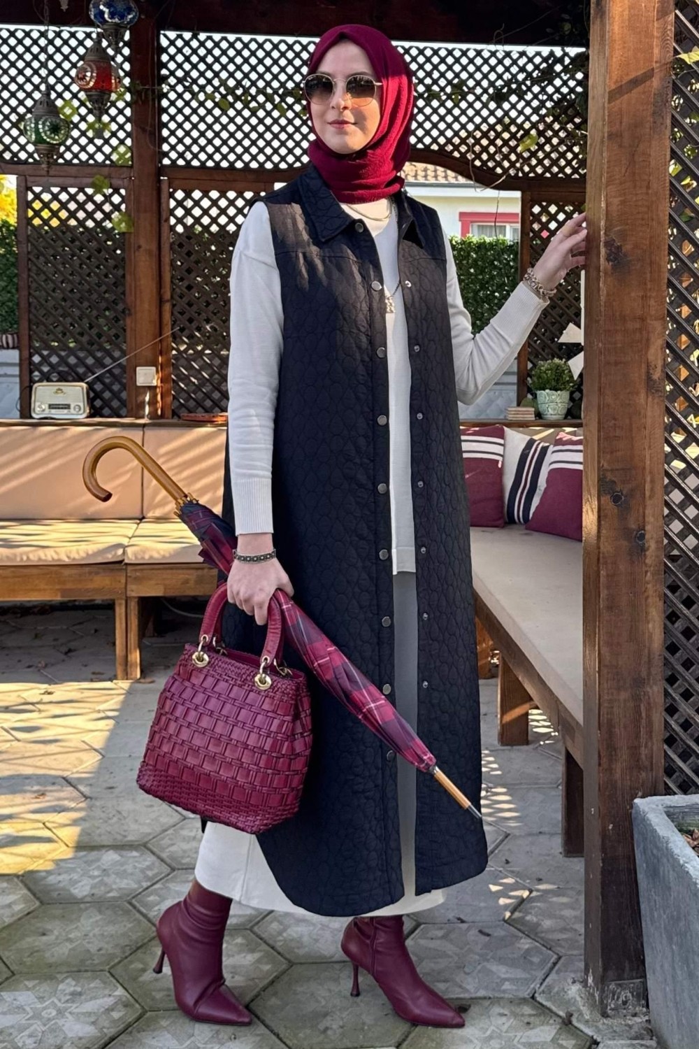Rabia Şamlı Safir Kapitone Yelek Siyah görsel 8