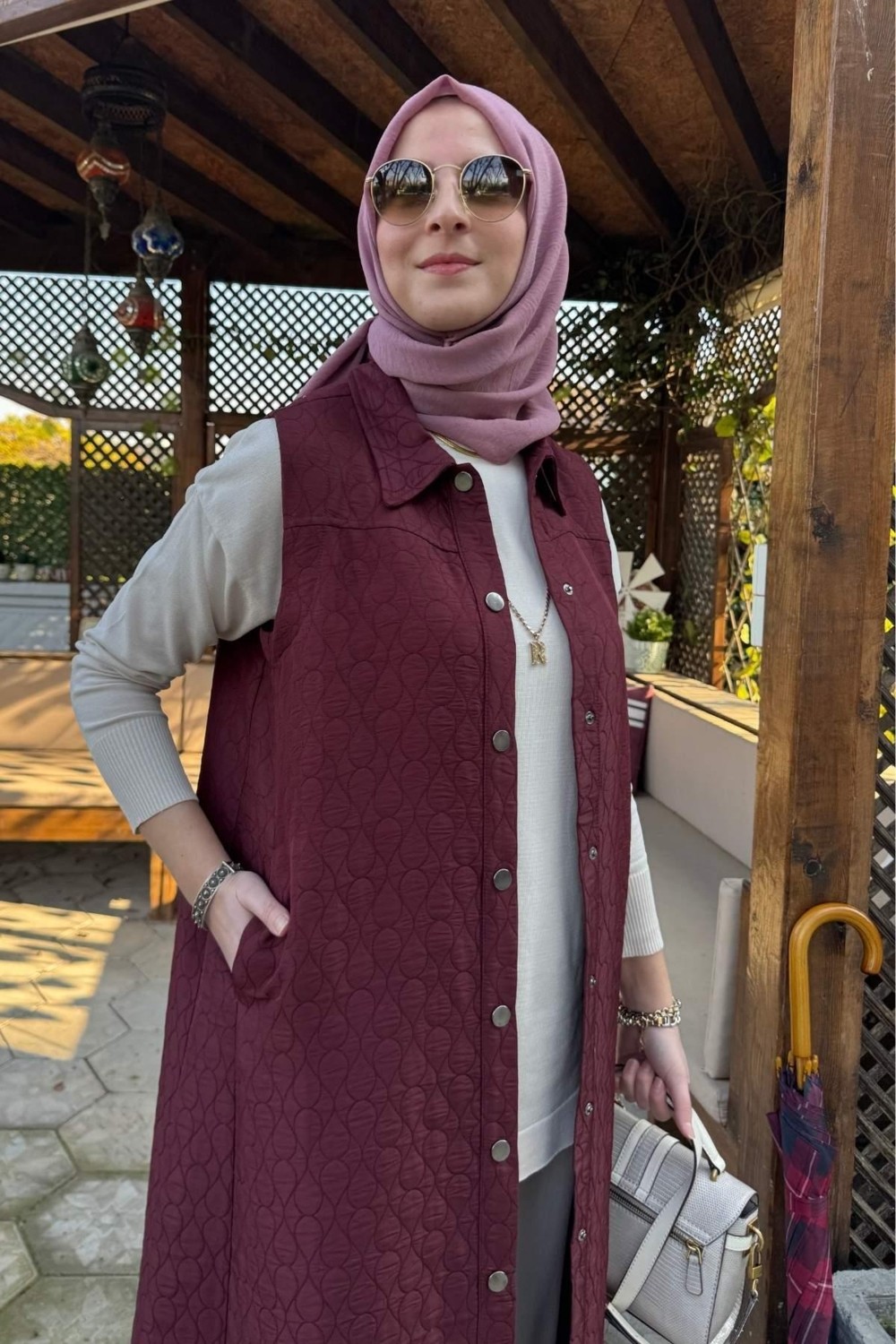 Rabia Şamlı Safir Kapitone Yelek Bordo görsel 2